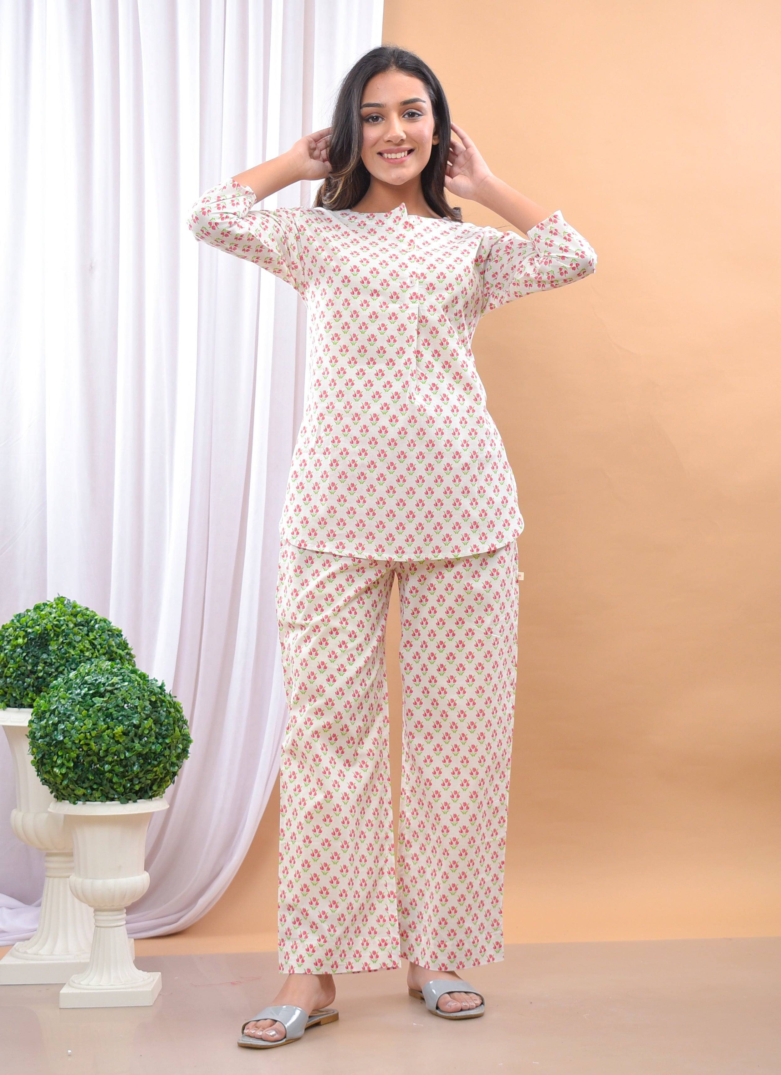 Mughal White Buti Night Wear