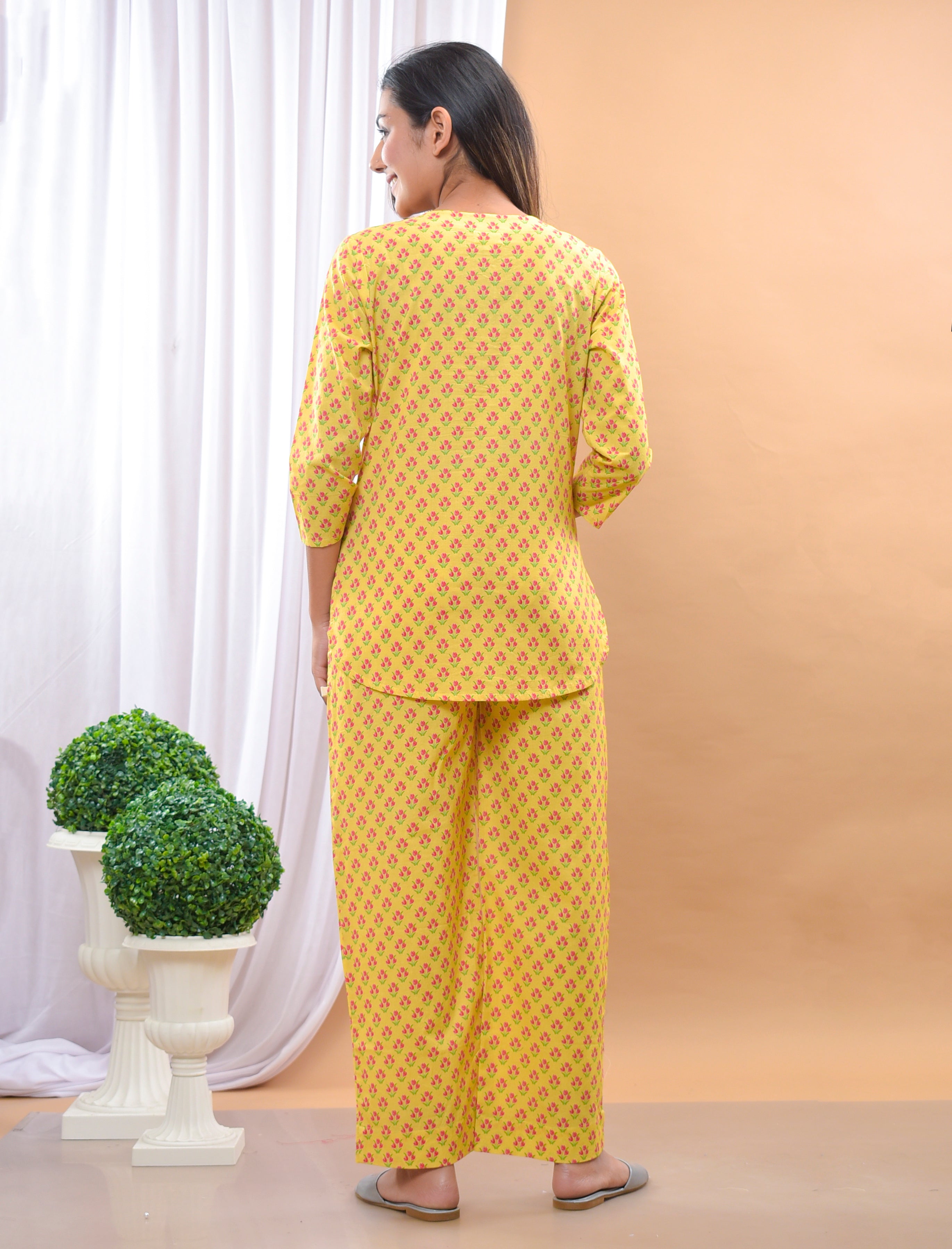 Mughal Yellow Buti Night Wear