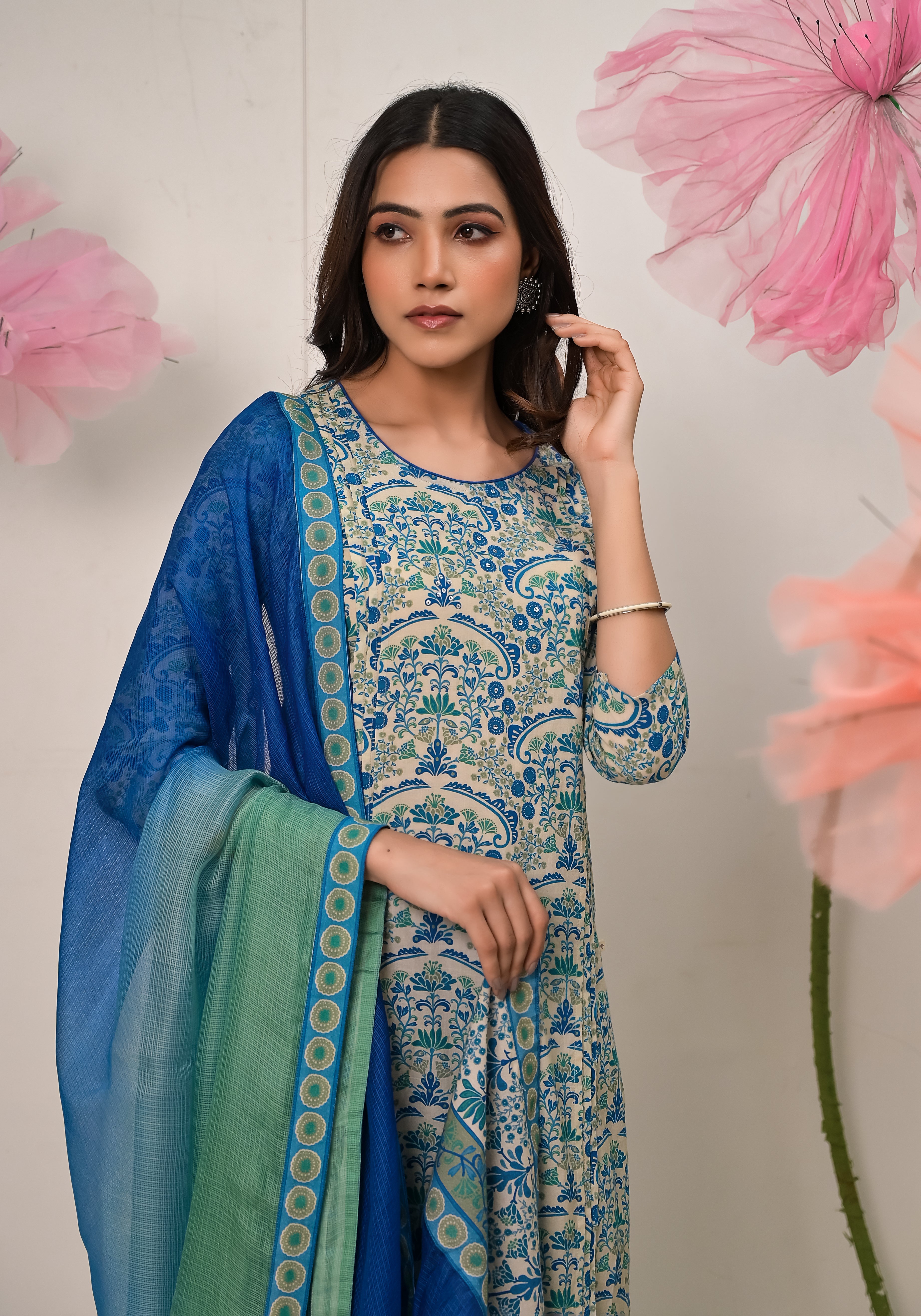 Florentina contemporary floral print Blue cotton pintuck kurta