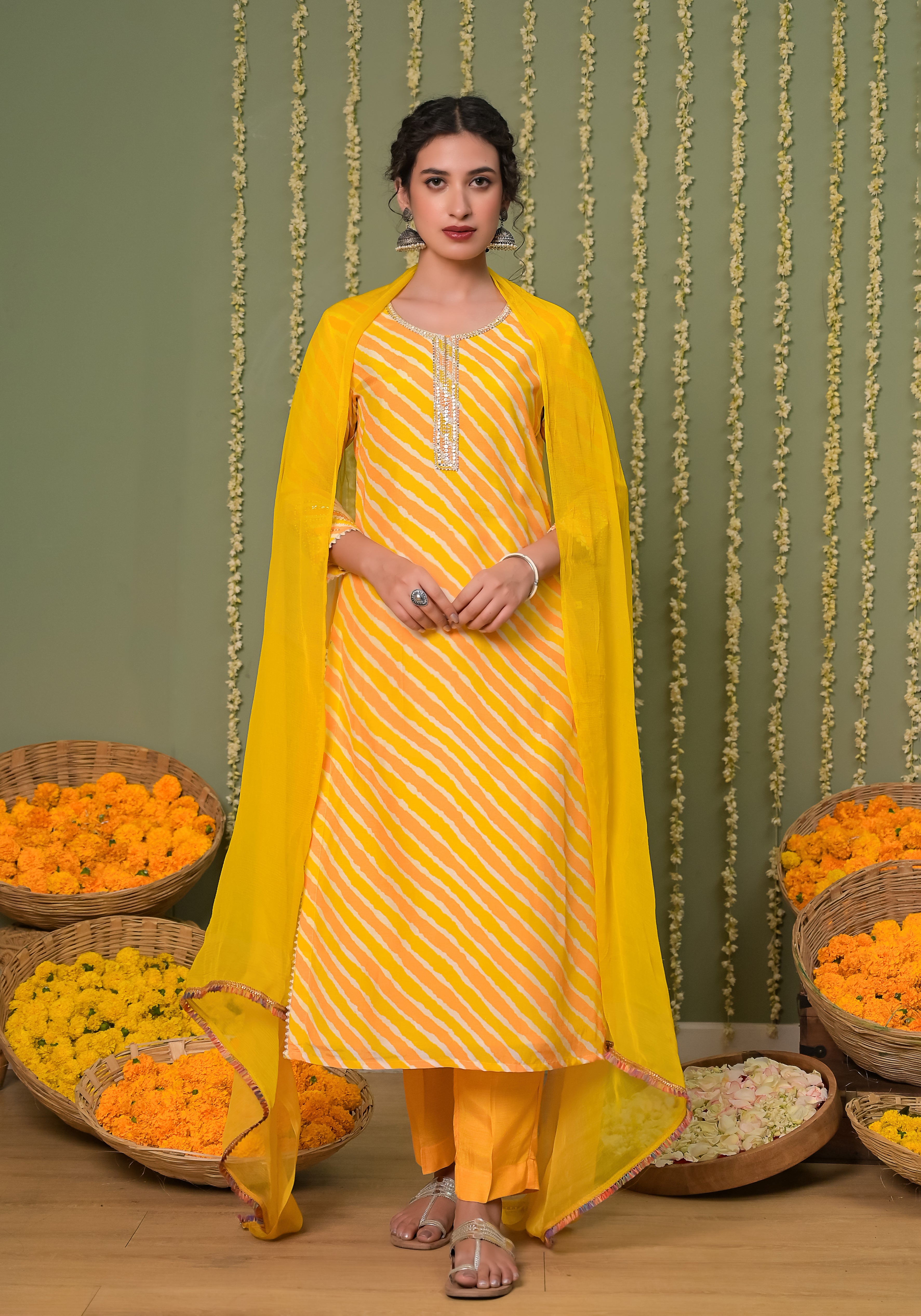 Aamiya Leheriya kurta set-3pcs