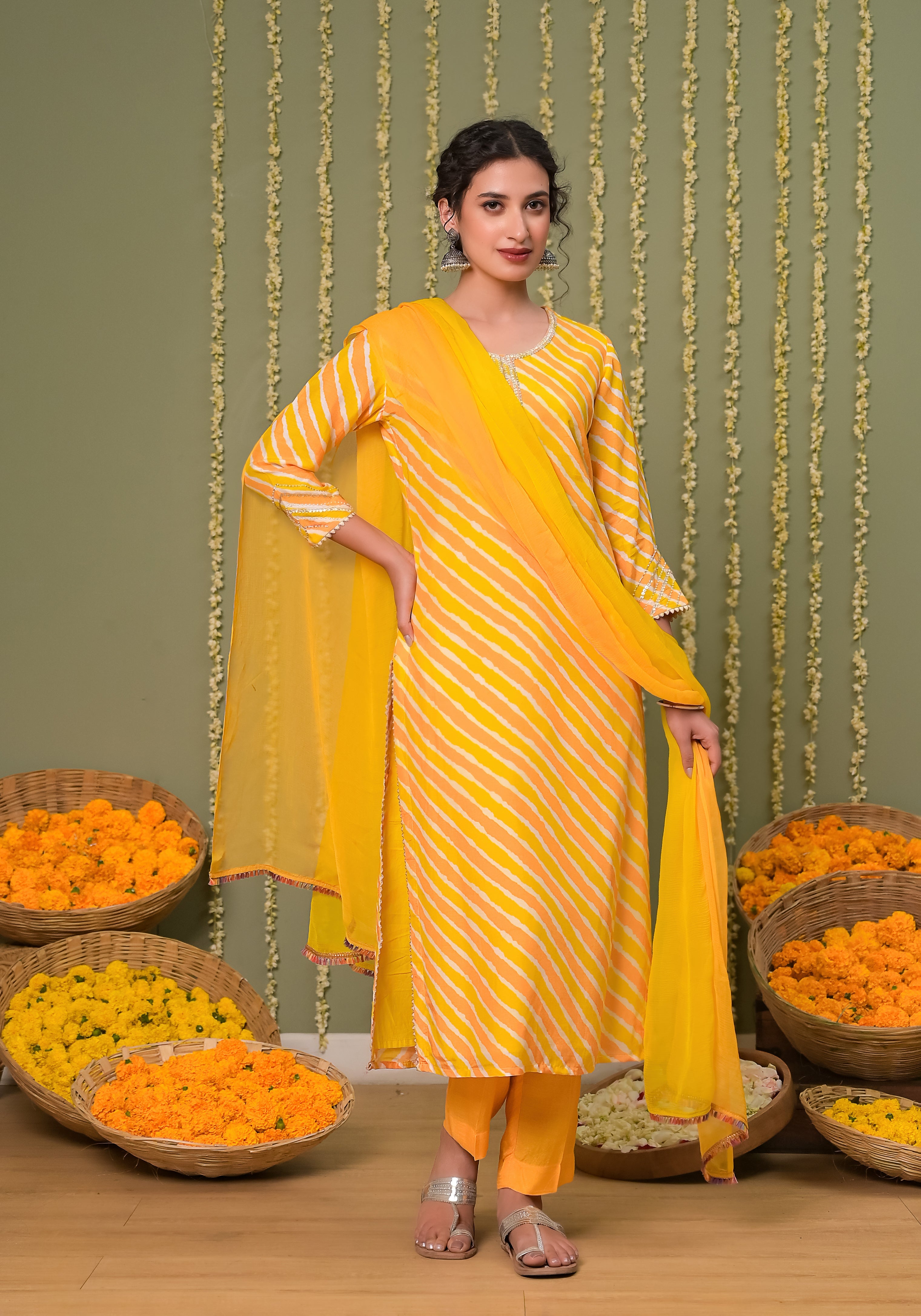 Aamiya Leheriya kurta set-3pcs