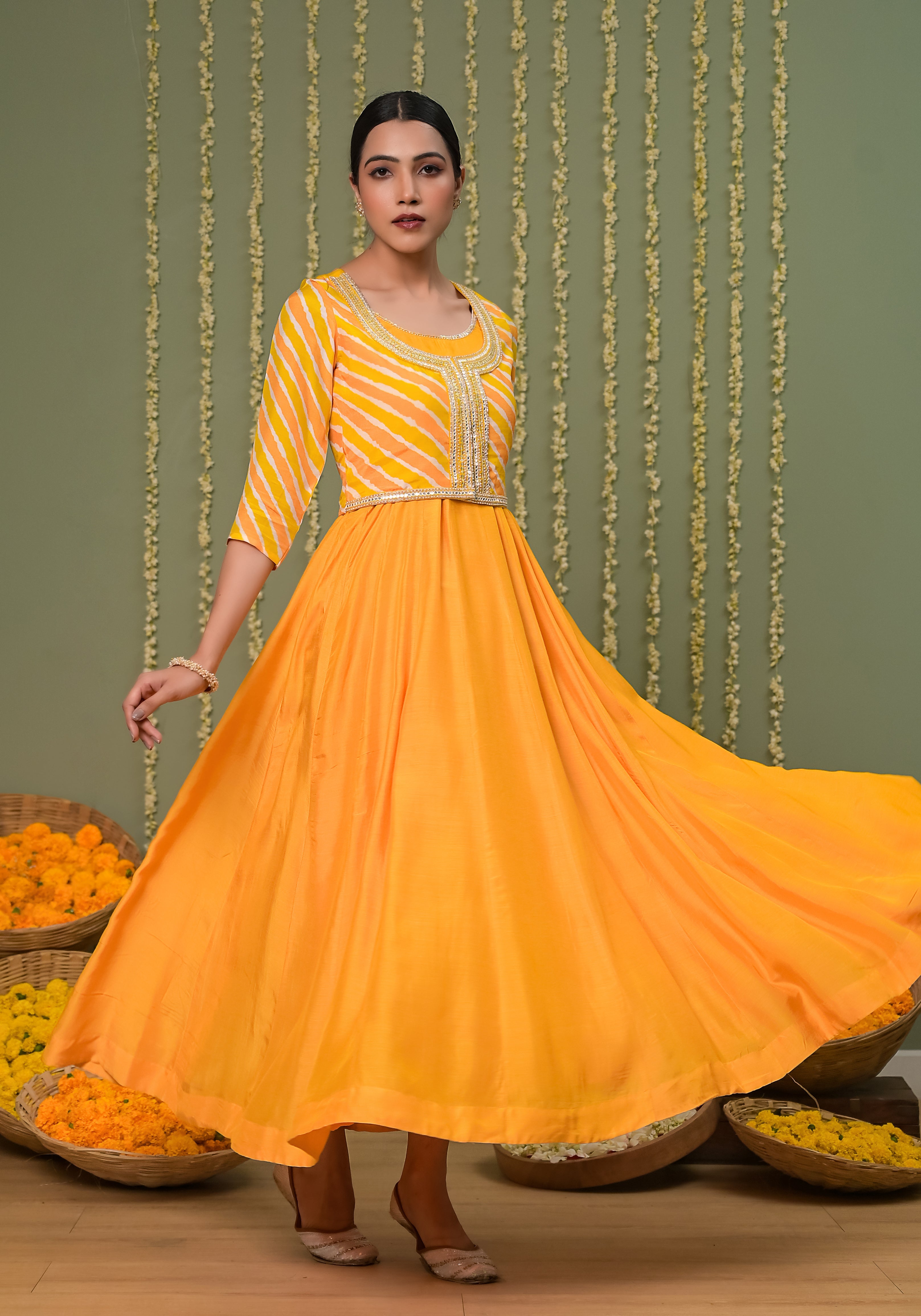 Aamiya Leheriya Koti With Solid Yellow Anarkali Dress