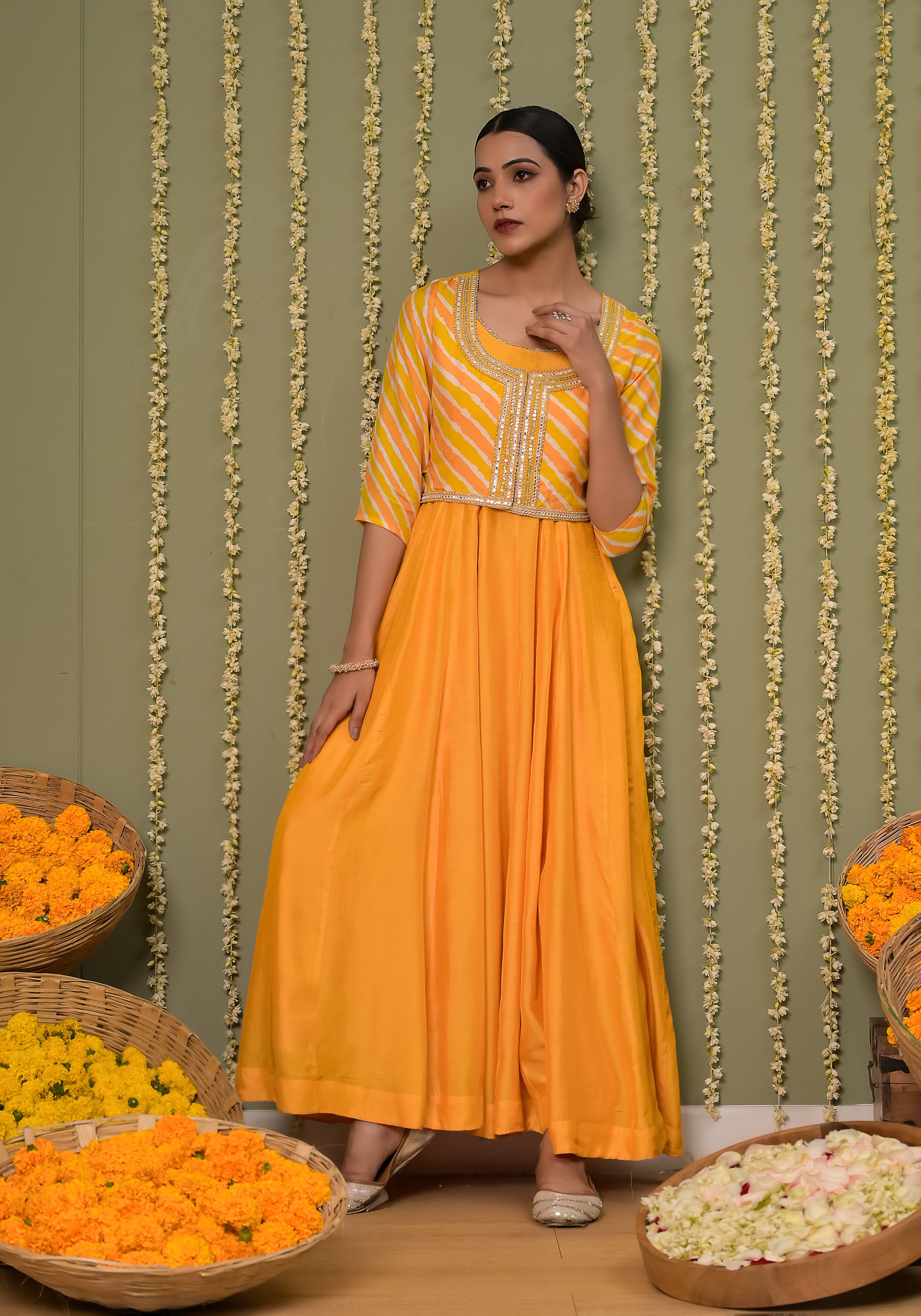 Aamiya Leheriya Koti With Solid Yellow Anarkali Dress