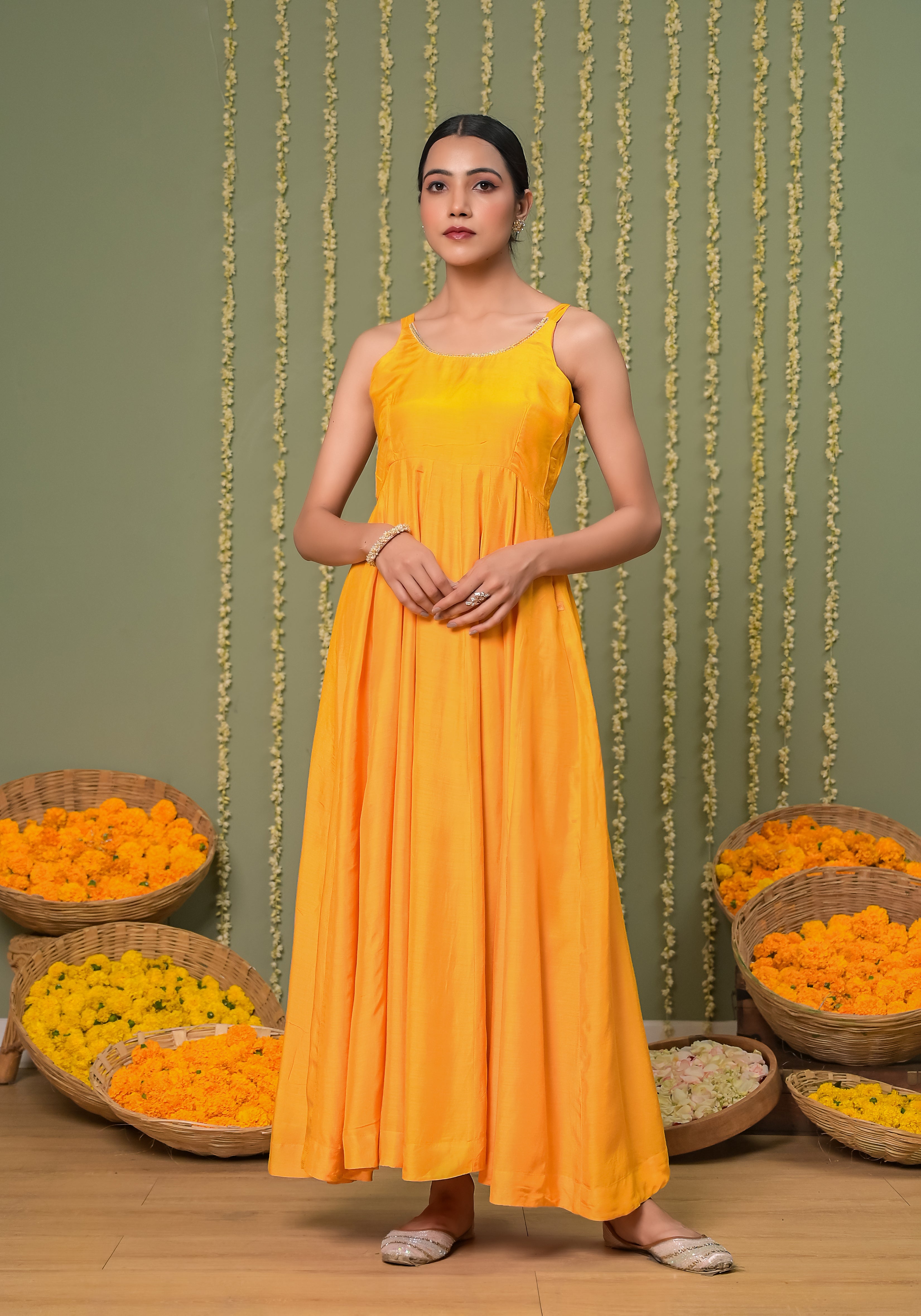 Aamiya Leheriya Koti With Solid Yellow Anarkali Dress