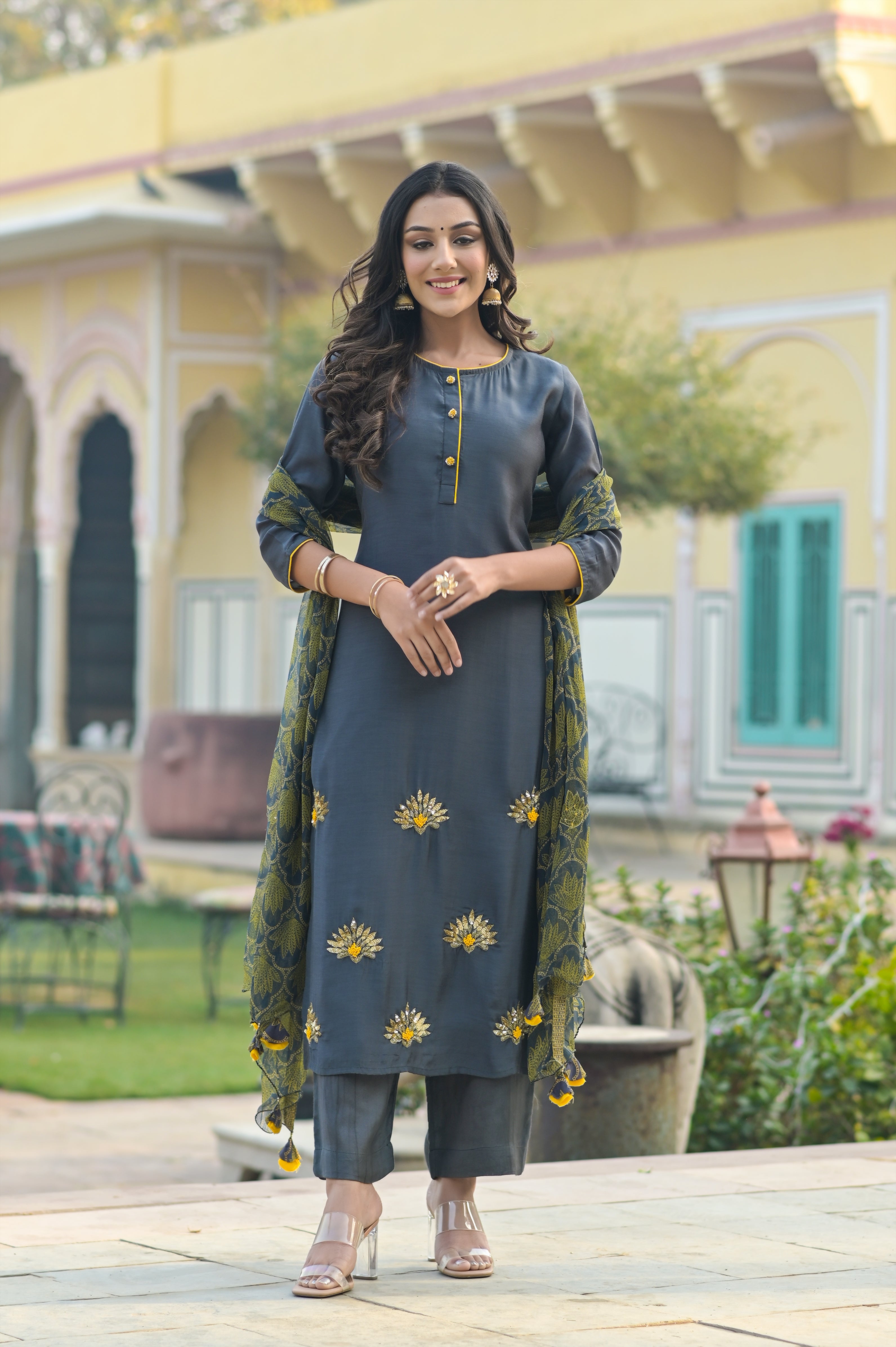 Grey Sequined Lotus Buti Kurta Set-2pcs