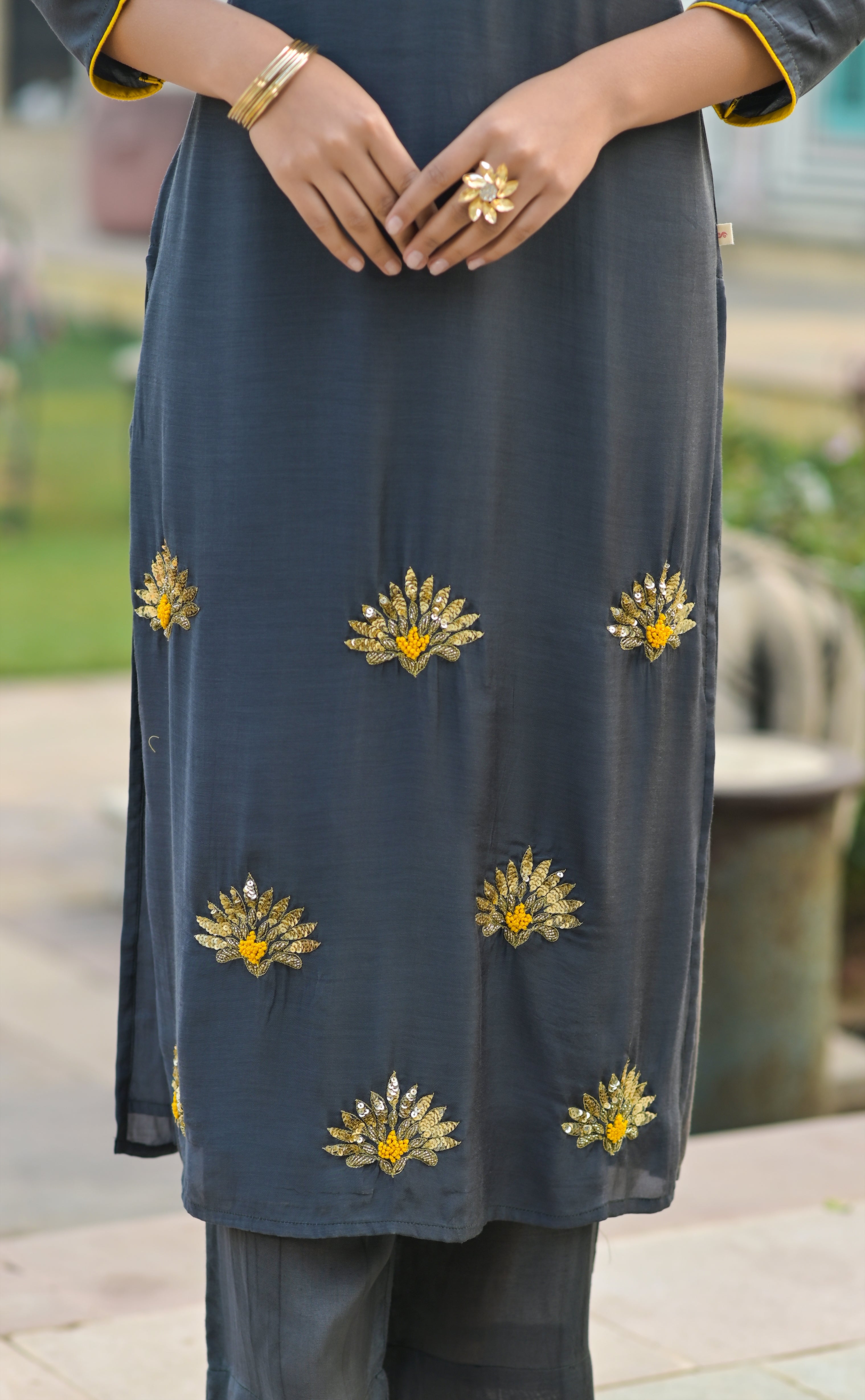 Grey Sequined Lotus Buti Kurta Set-2pcs