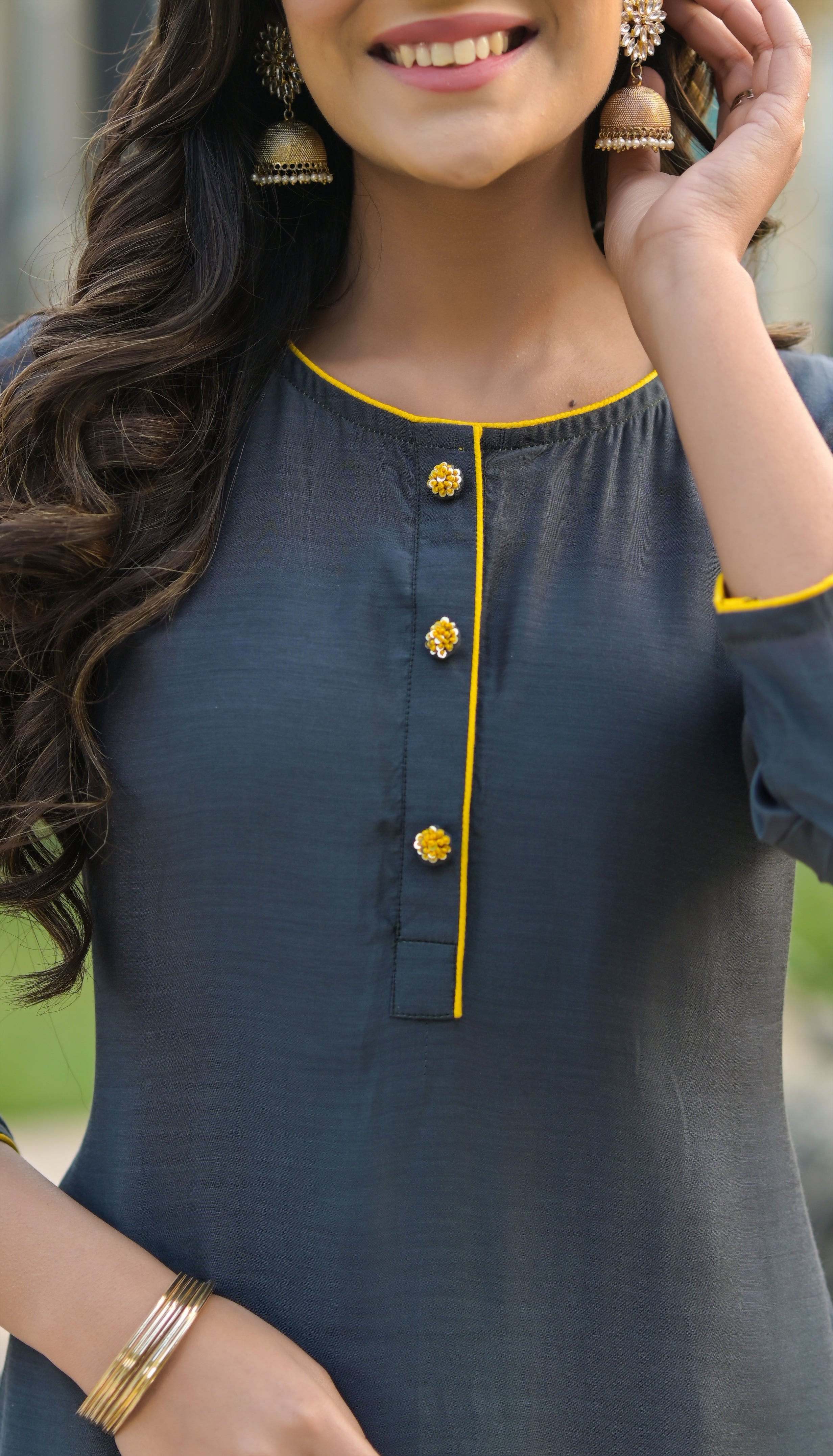 Grey Sequined Lotus Buti Kurta Set-3pcs