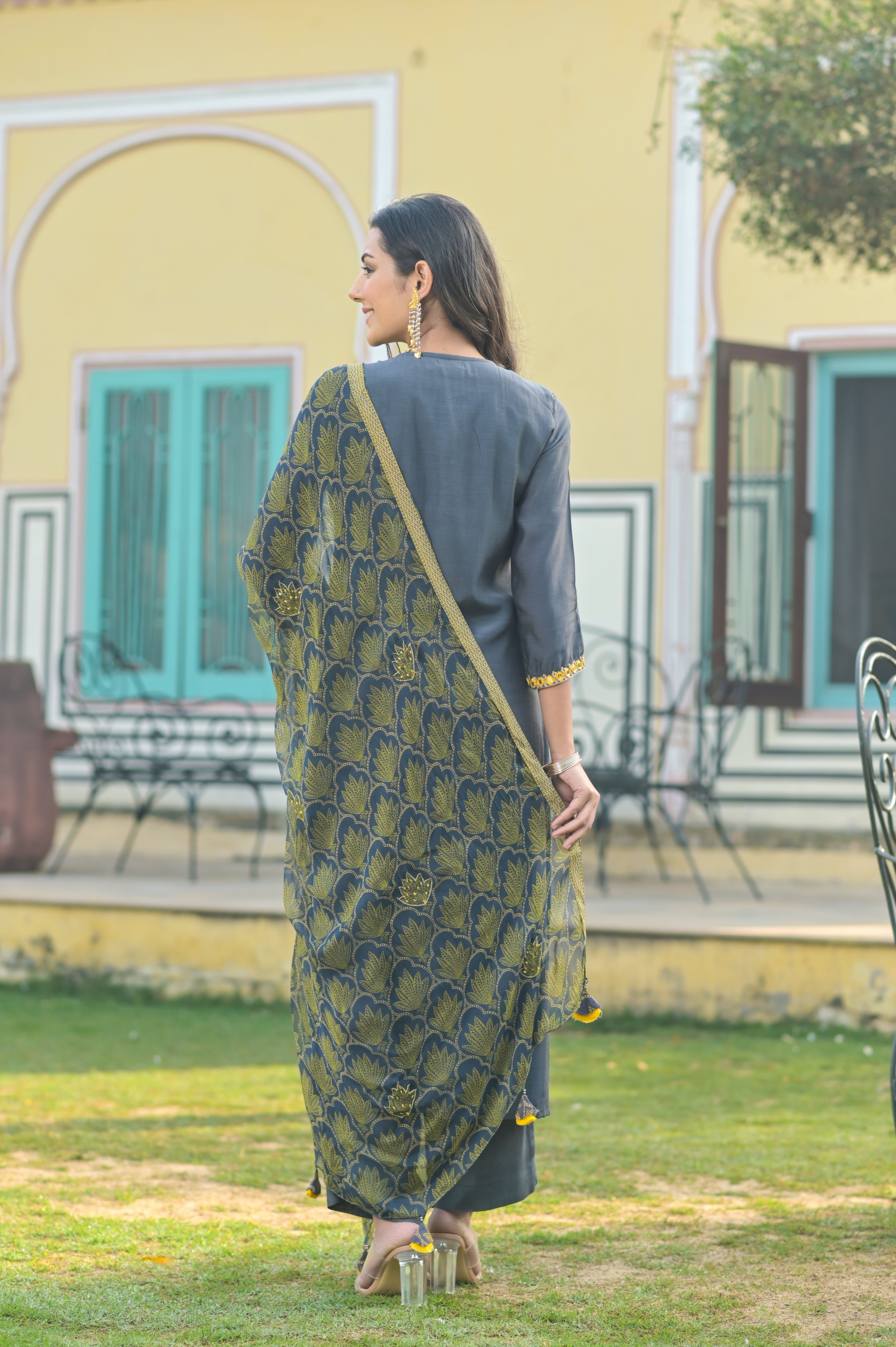 Grey Aari Work Placket Kurta Set-3pcs