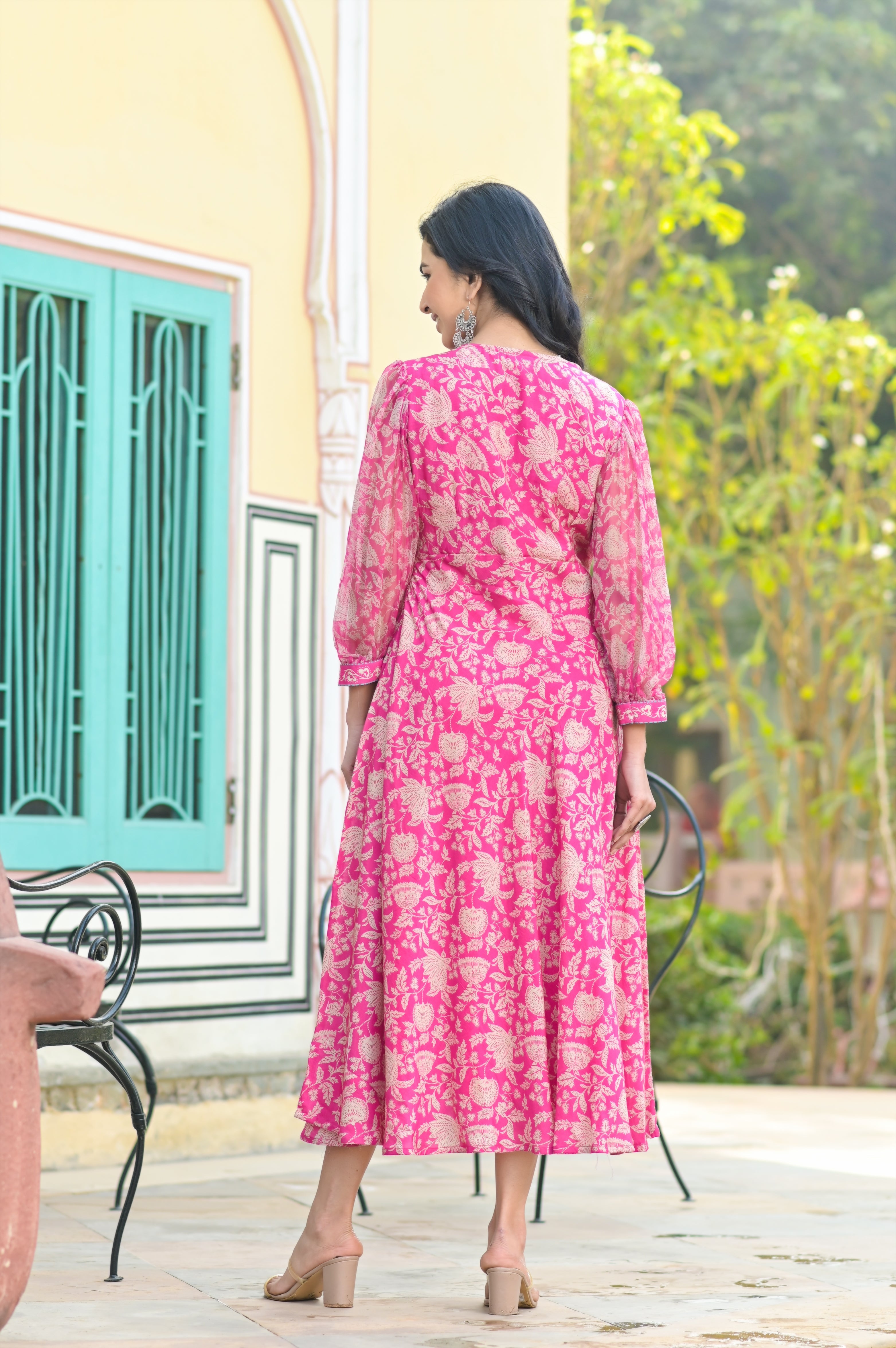 Pink Muslin Silk Floral Balloon Sleeves Midi Dress