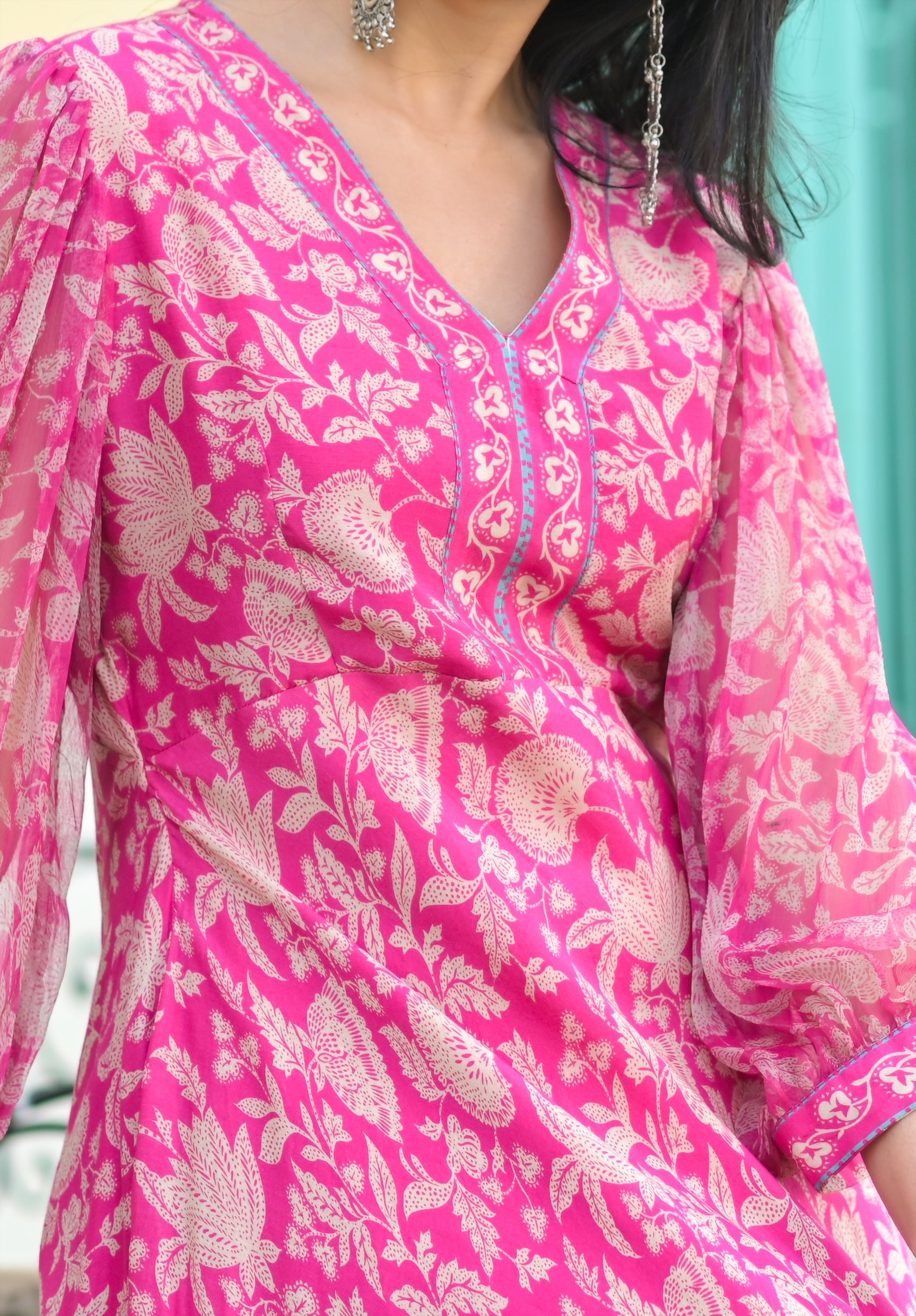 Pink Muslin Silk Floral Balloon Sleeves Midi Dress