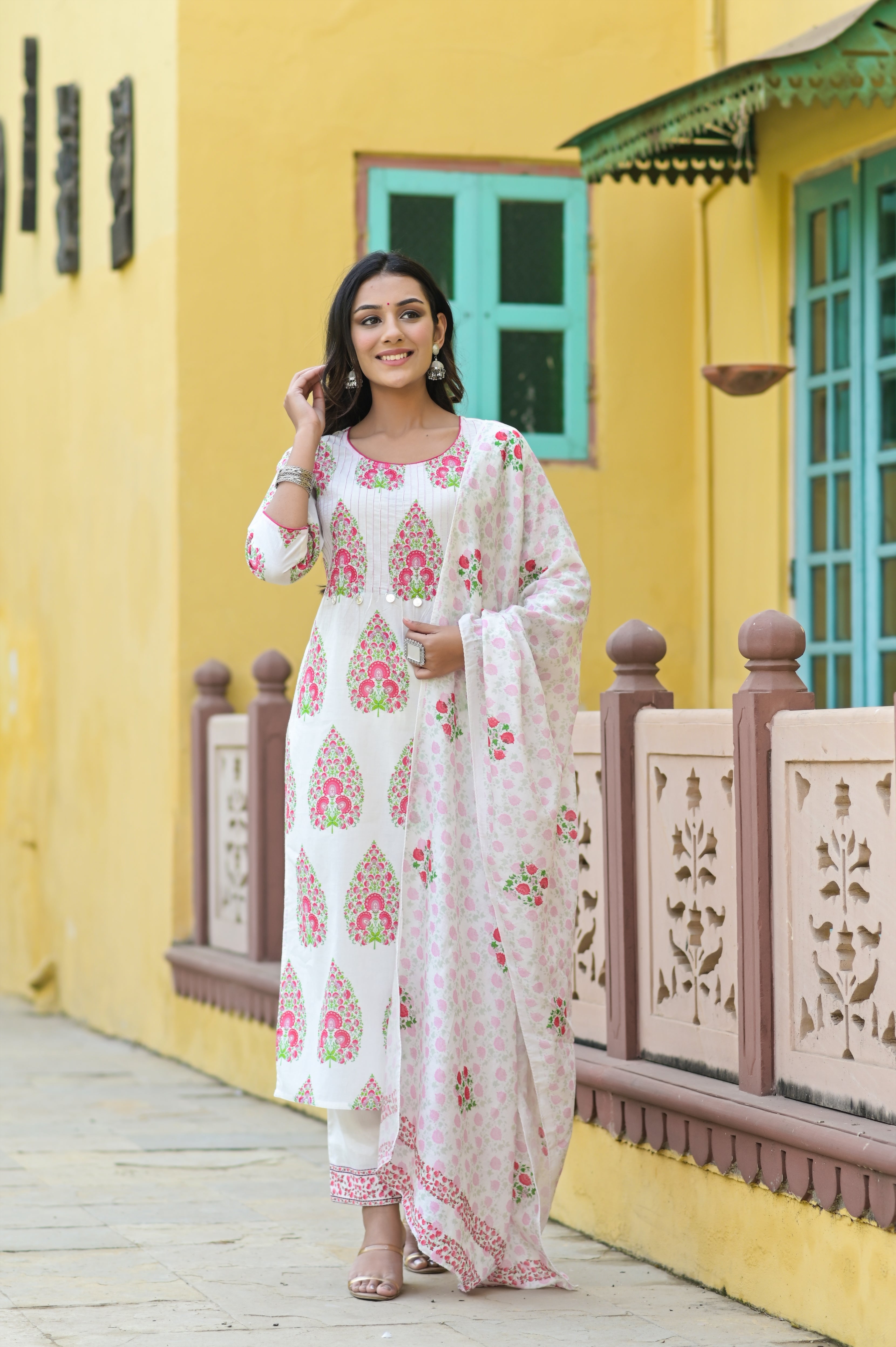 Mughal Paan Sutra Kurta Set-2pcs