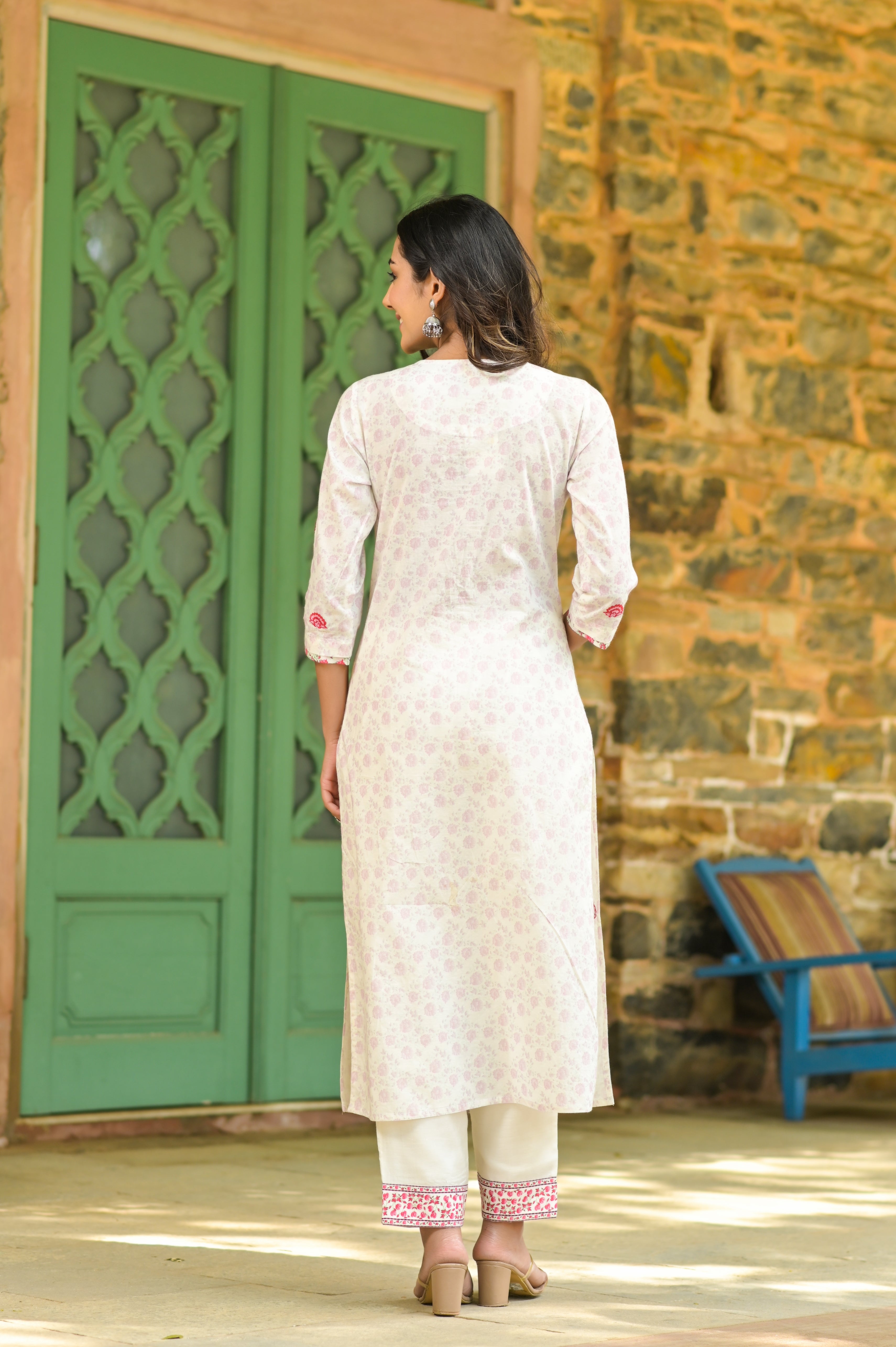 Embroidered Mughal Kurta Set-2pcs