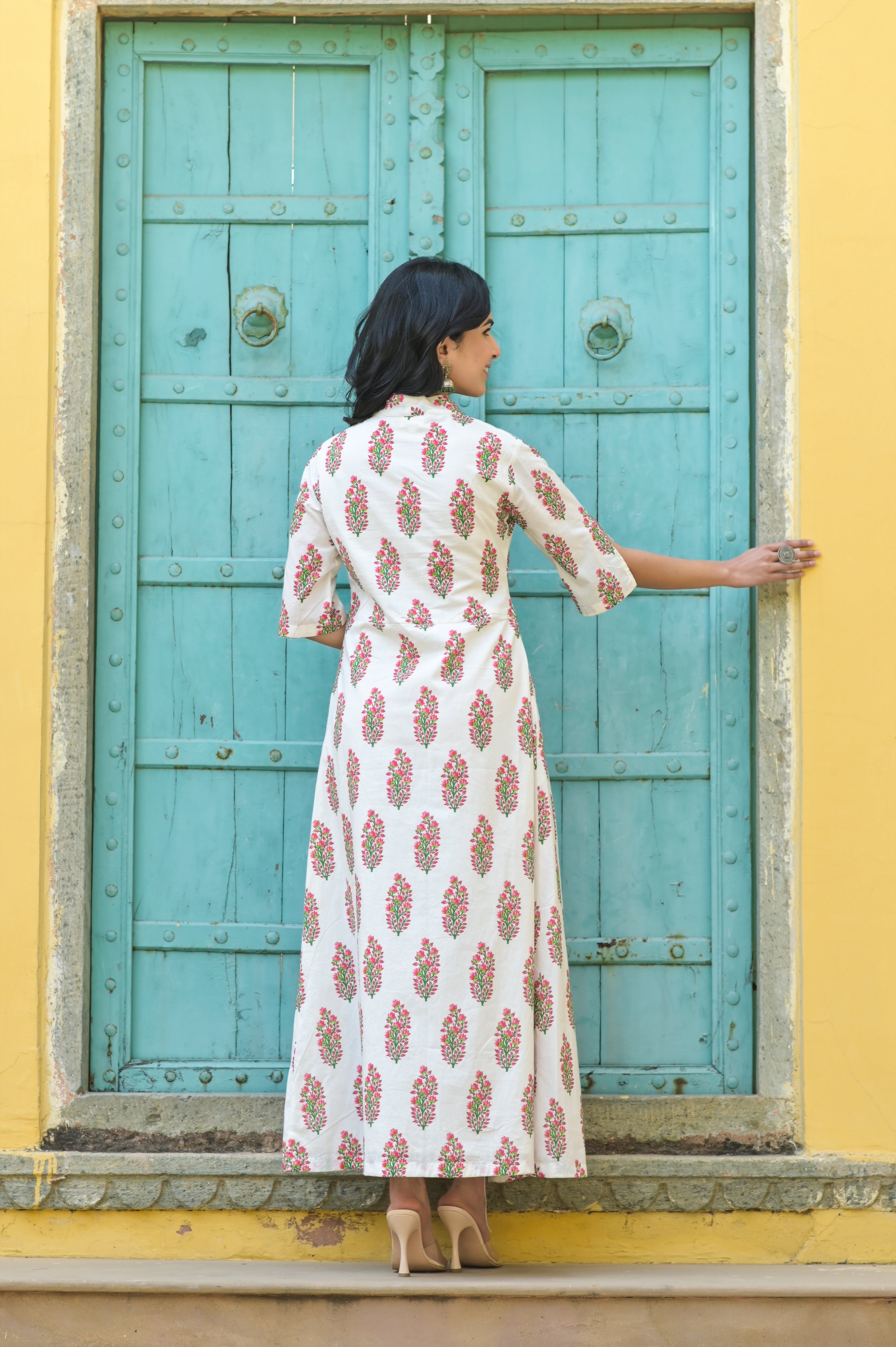 White Bouquet Chiffon Ripple Dress