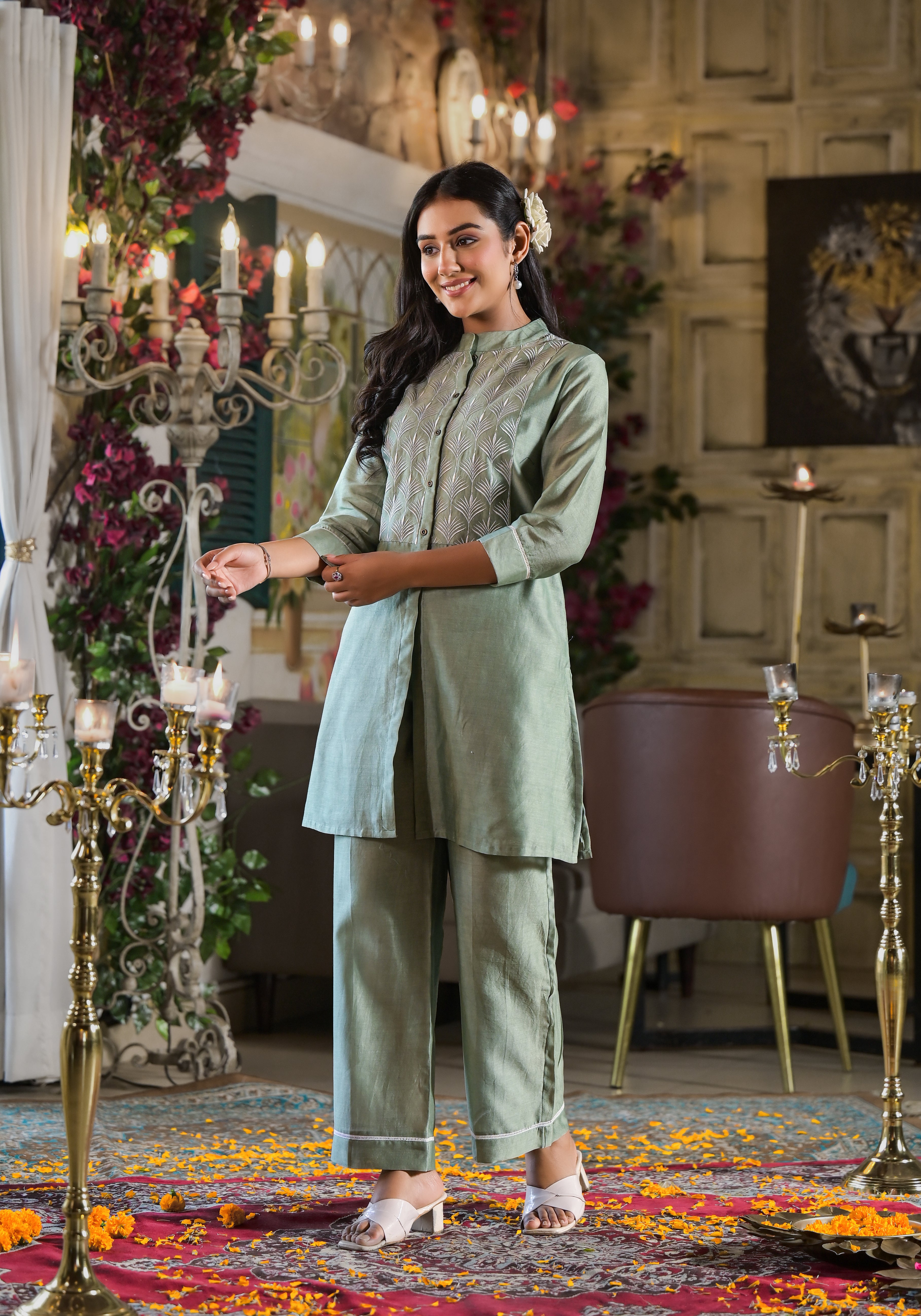 Grey Chanderi Embroidered Co-Ord Set-3pcs