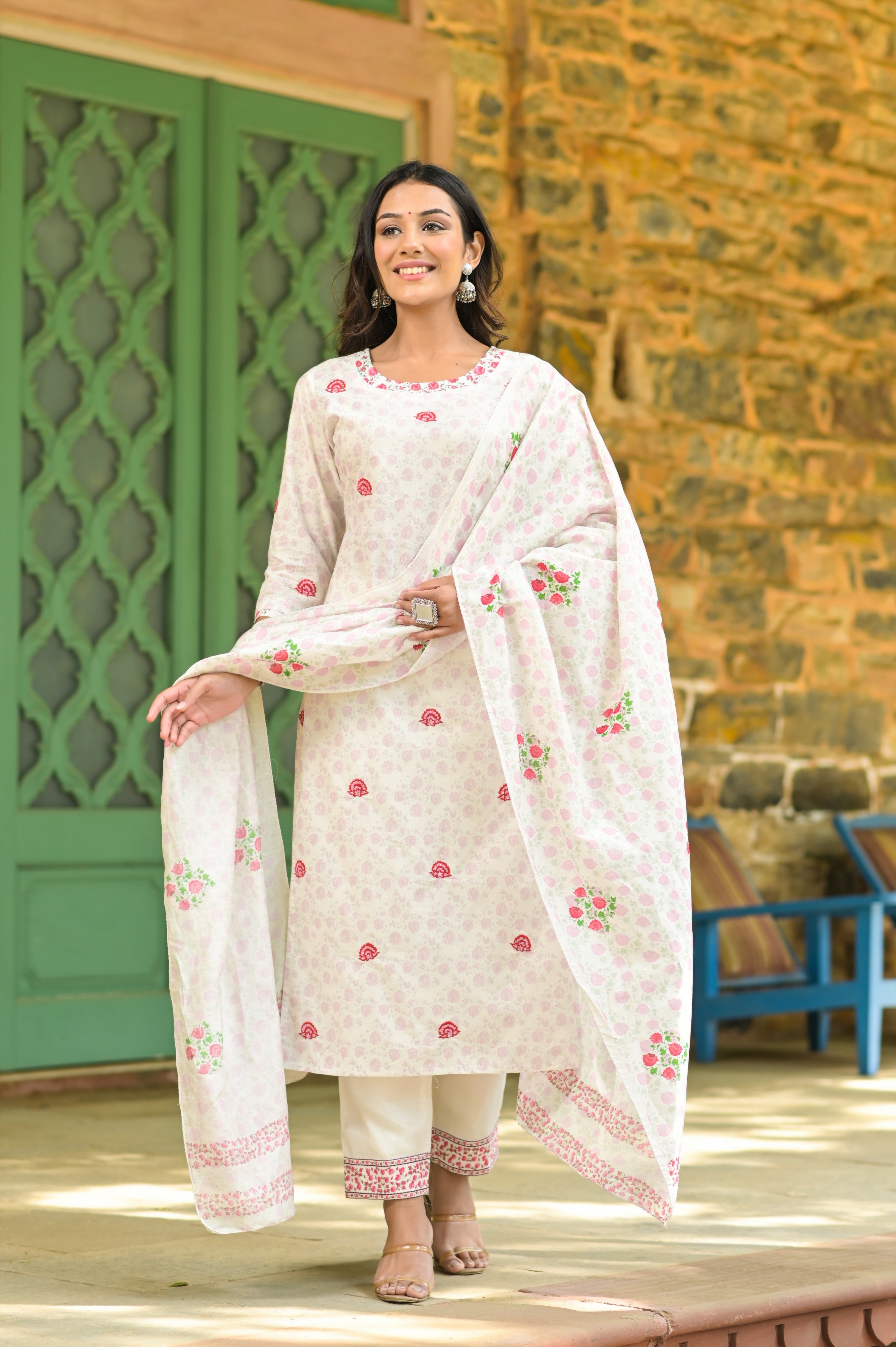 Embroidered Mughal Kurta Set-2pcs