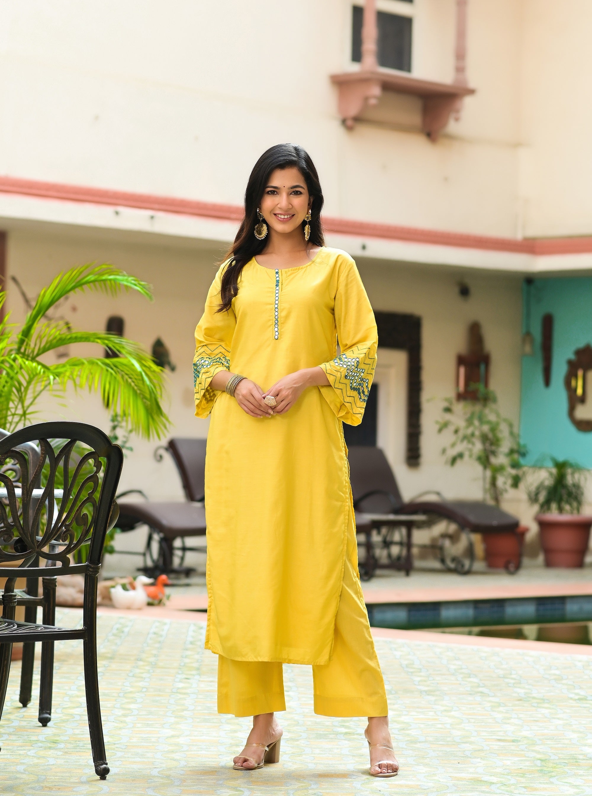 Flare Aari Kurta Set-2pcs