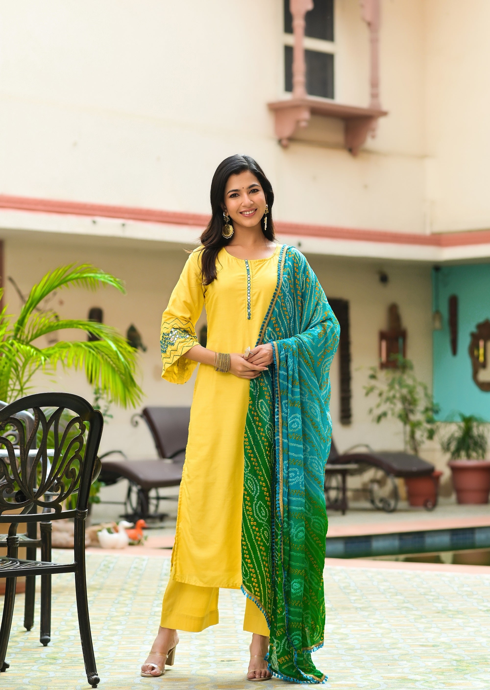 Flare Aari Kurta Set-3pcs