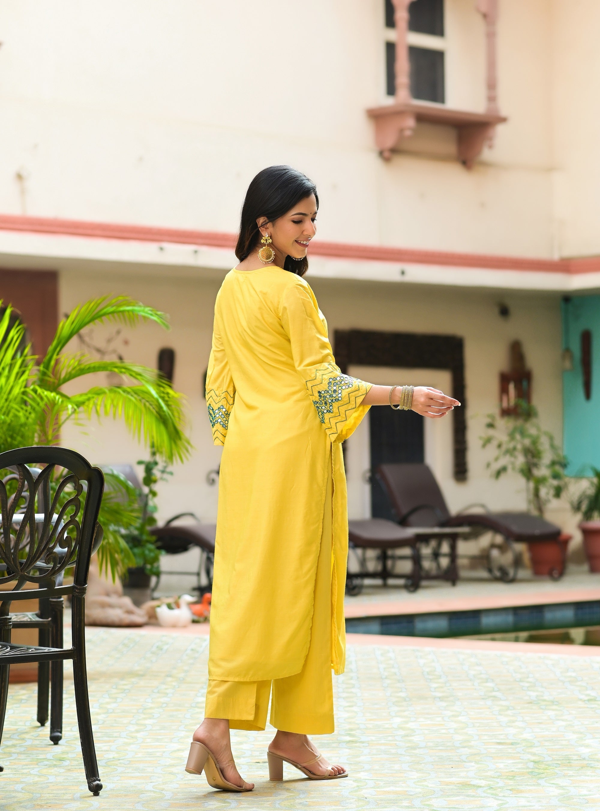 Flare Aari Kurta Set-3pcs