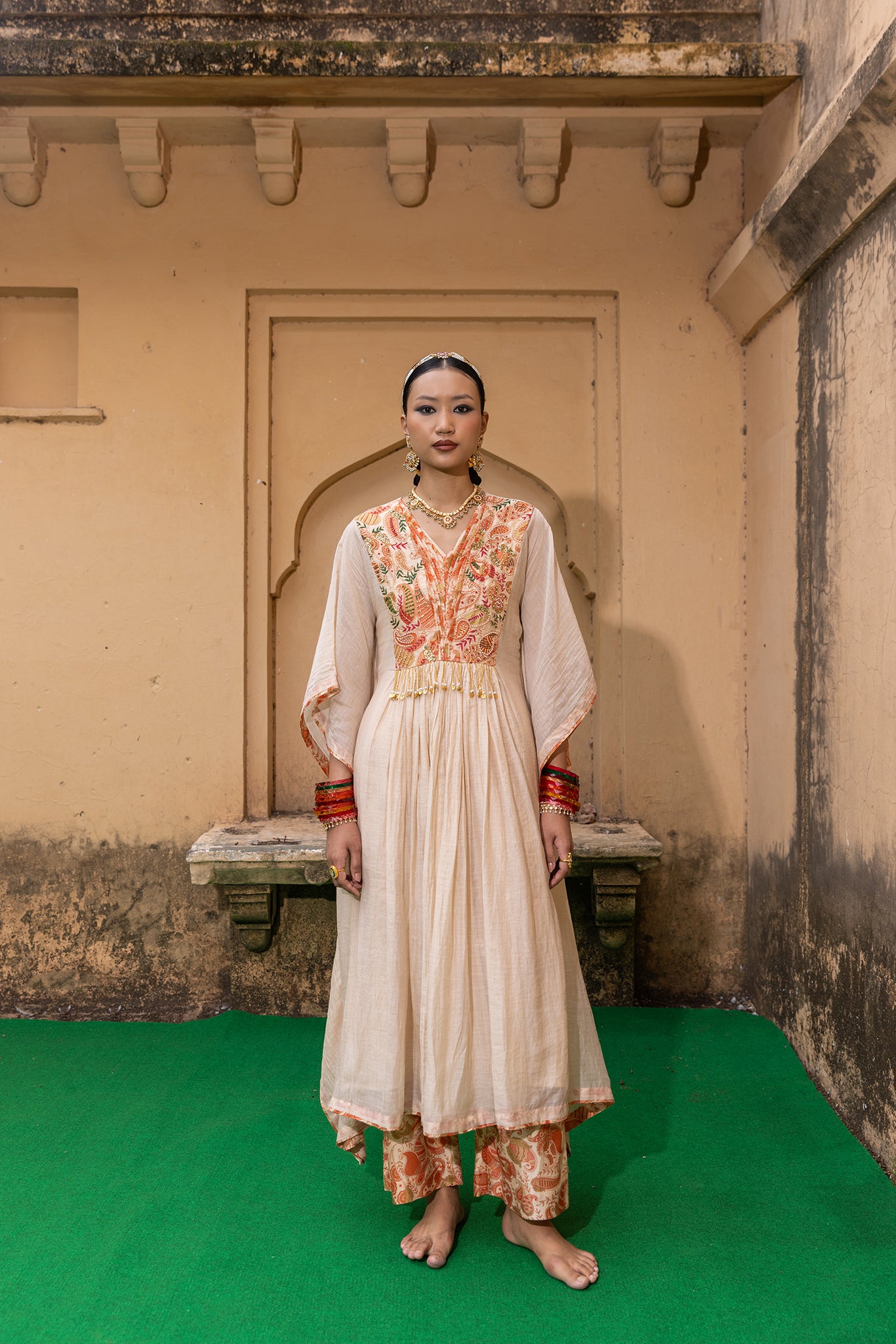 Ivory Paisley Embellished Kaftan Set