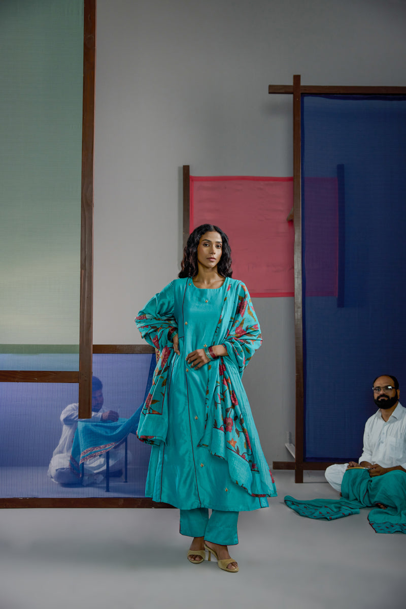 Afsana Kali Kurta Set