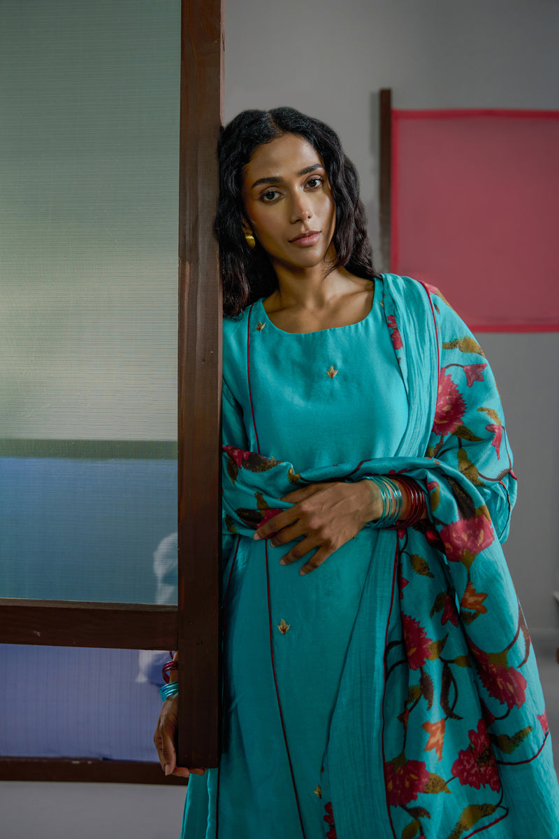 Afsana Kali Kurta Set