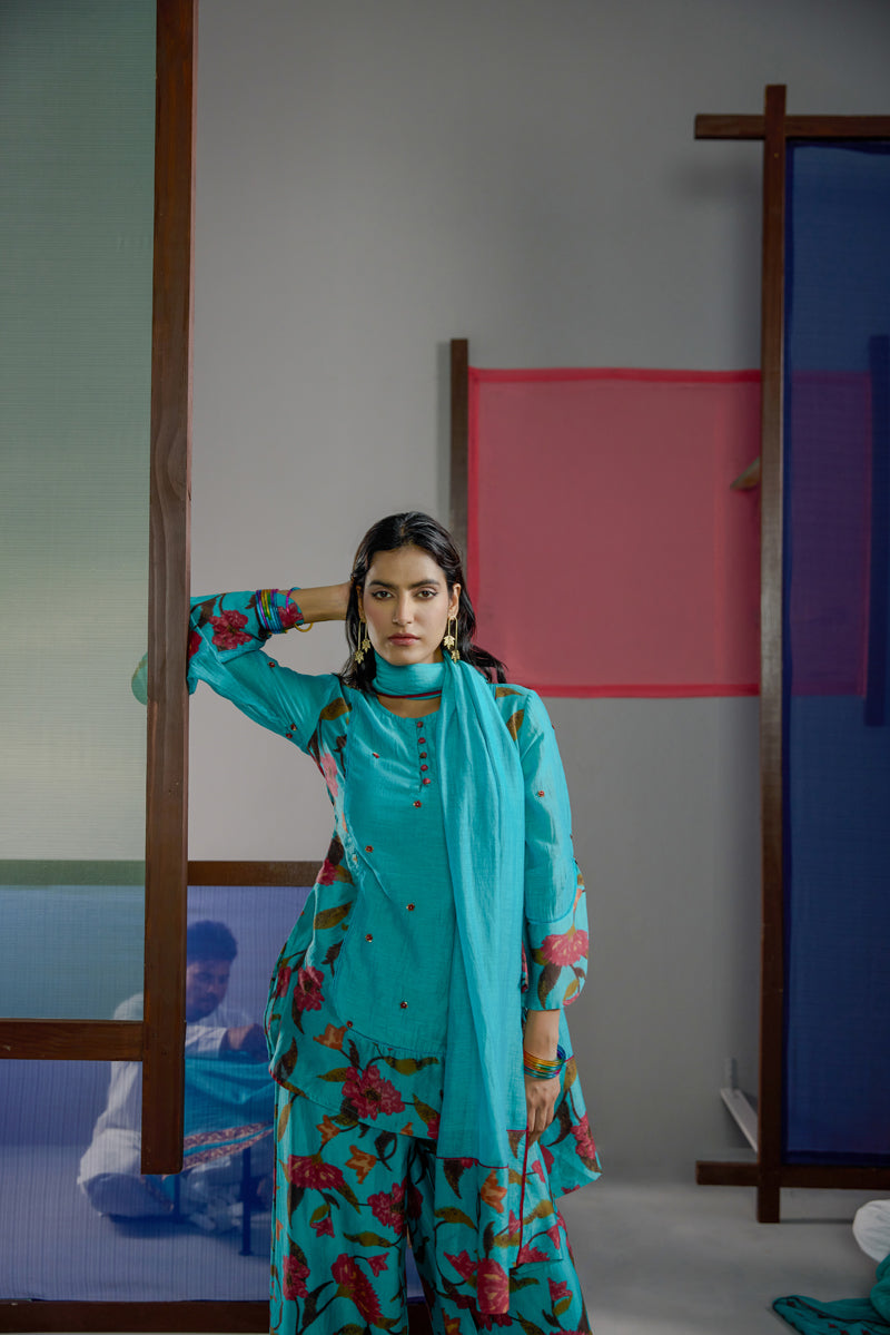 Afsana Turquoise Floral Farsi Set