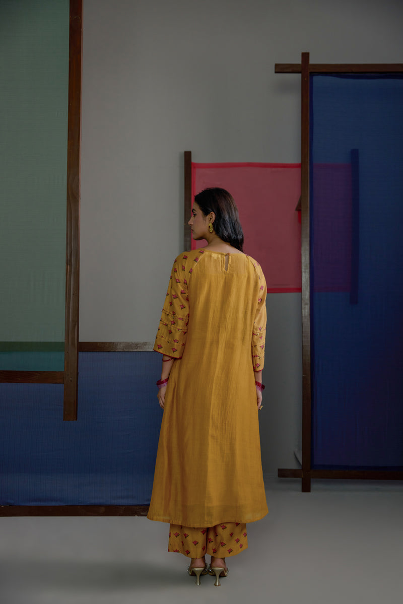 Afsana Mustard Raglan Set