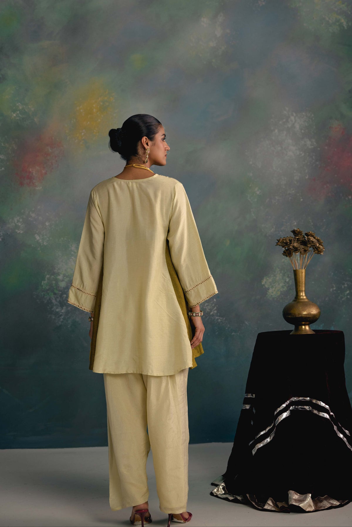 Aks Ivory Yellow Color Bloc Co-ord Set