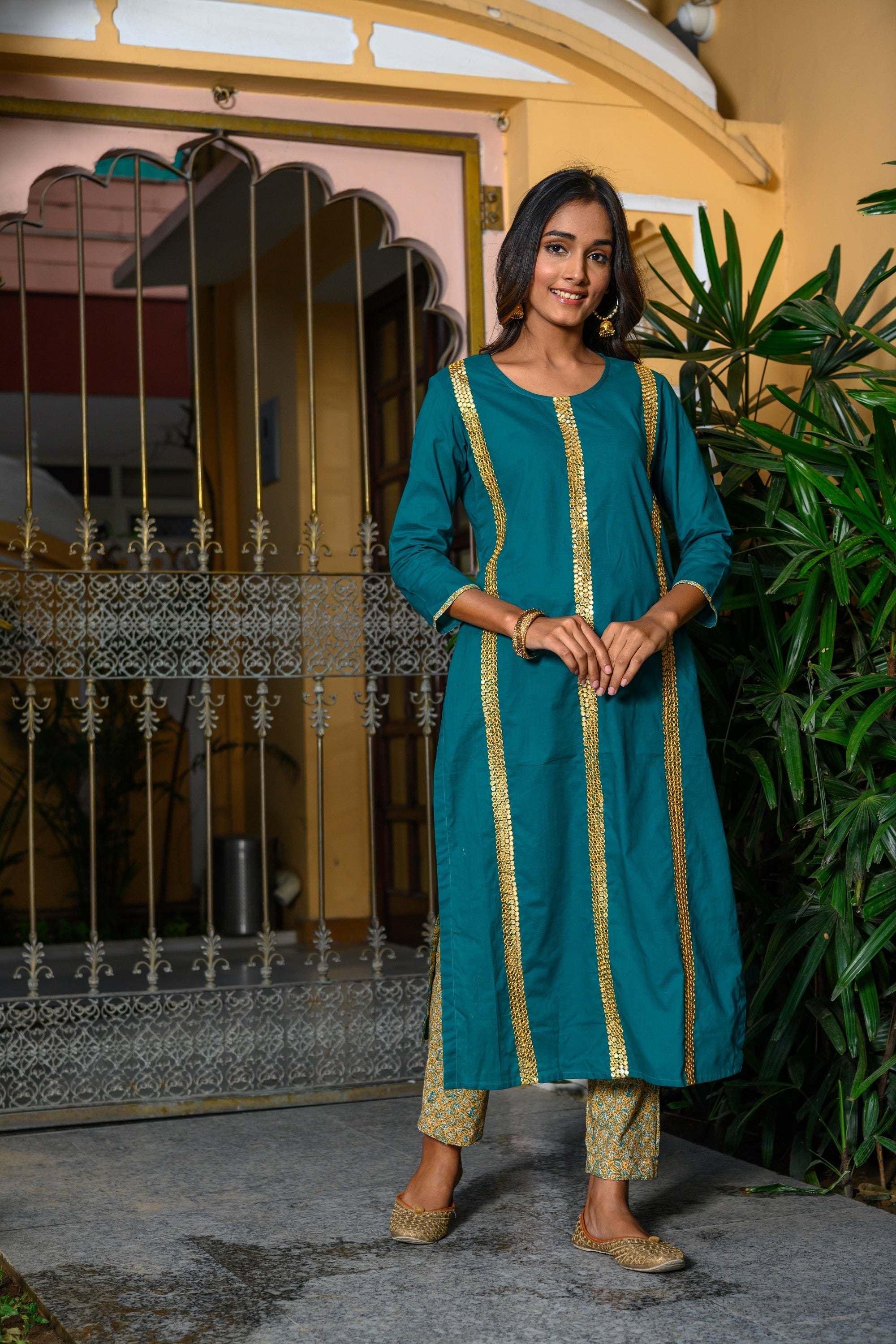 Aari Mirror G Set -2pcs