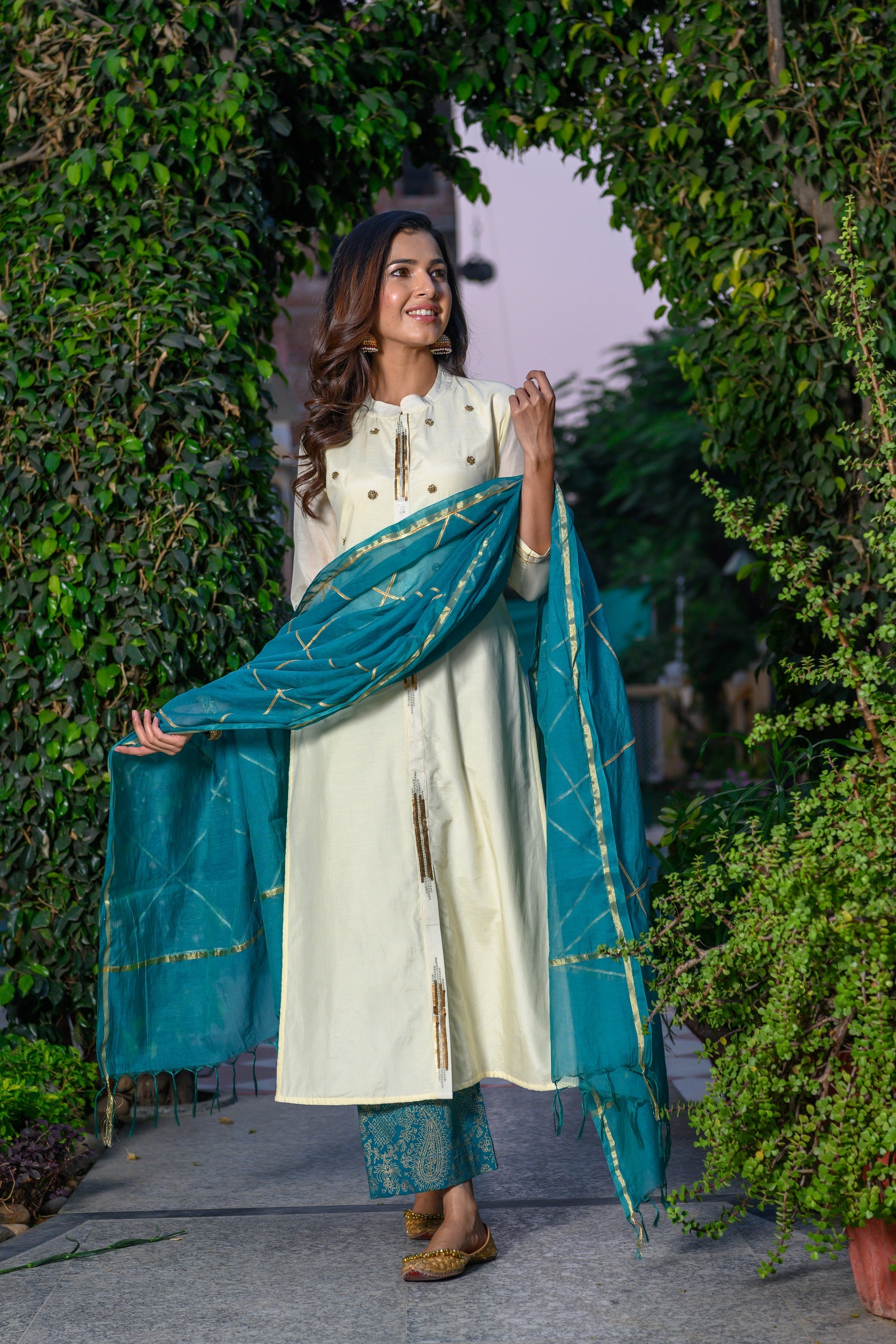 Gold Sequins Set- 3pcs