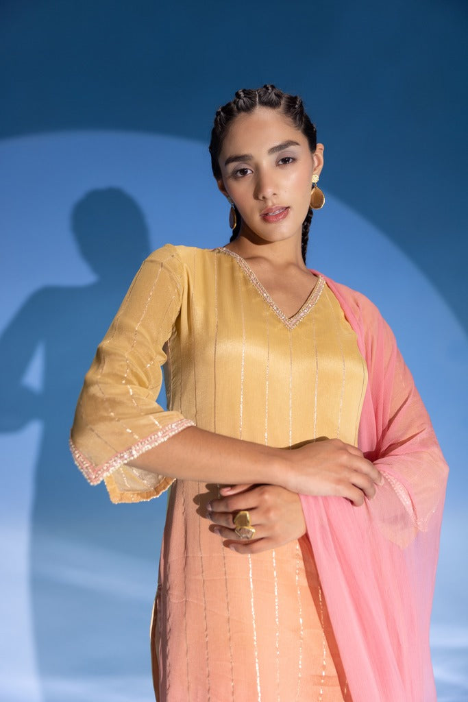 Beigish Pink Ombre Kurta Set-3pcs