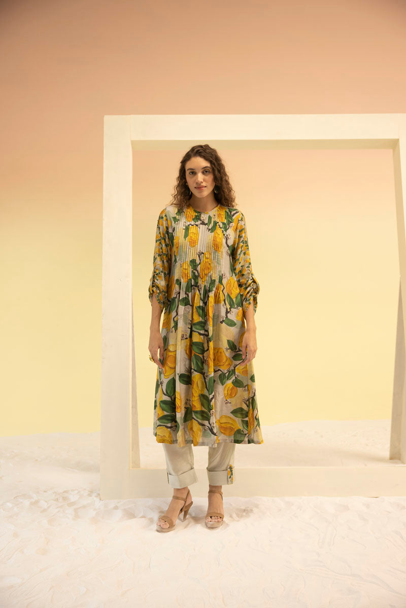 FLORAL PINTUCK KURTA WITH SOLID PANTS