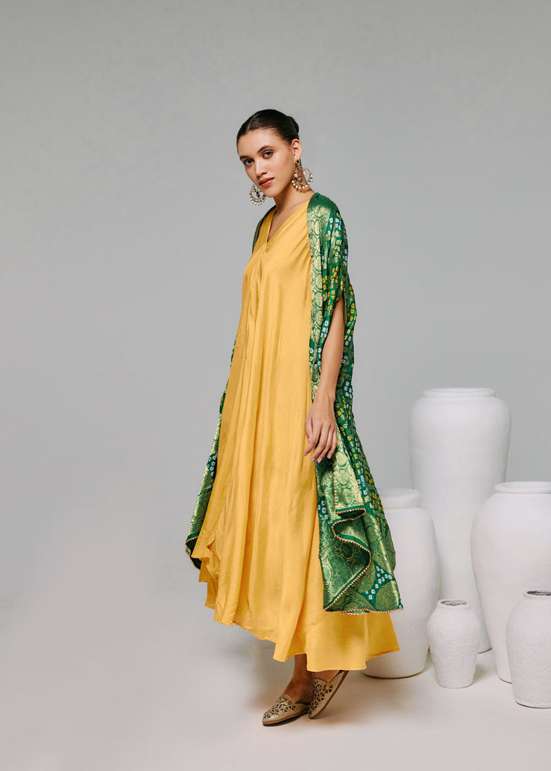 DRAPE YELLOW BANDHINI CAPE SET