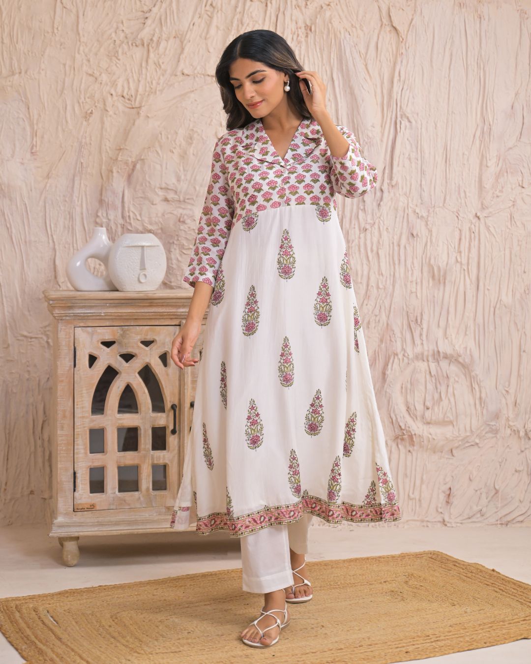 pegaam collar kurta