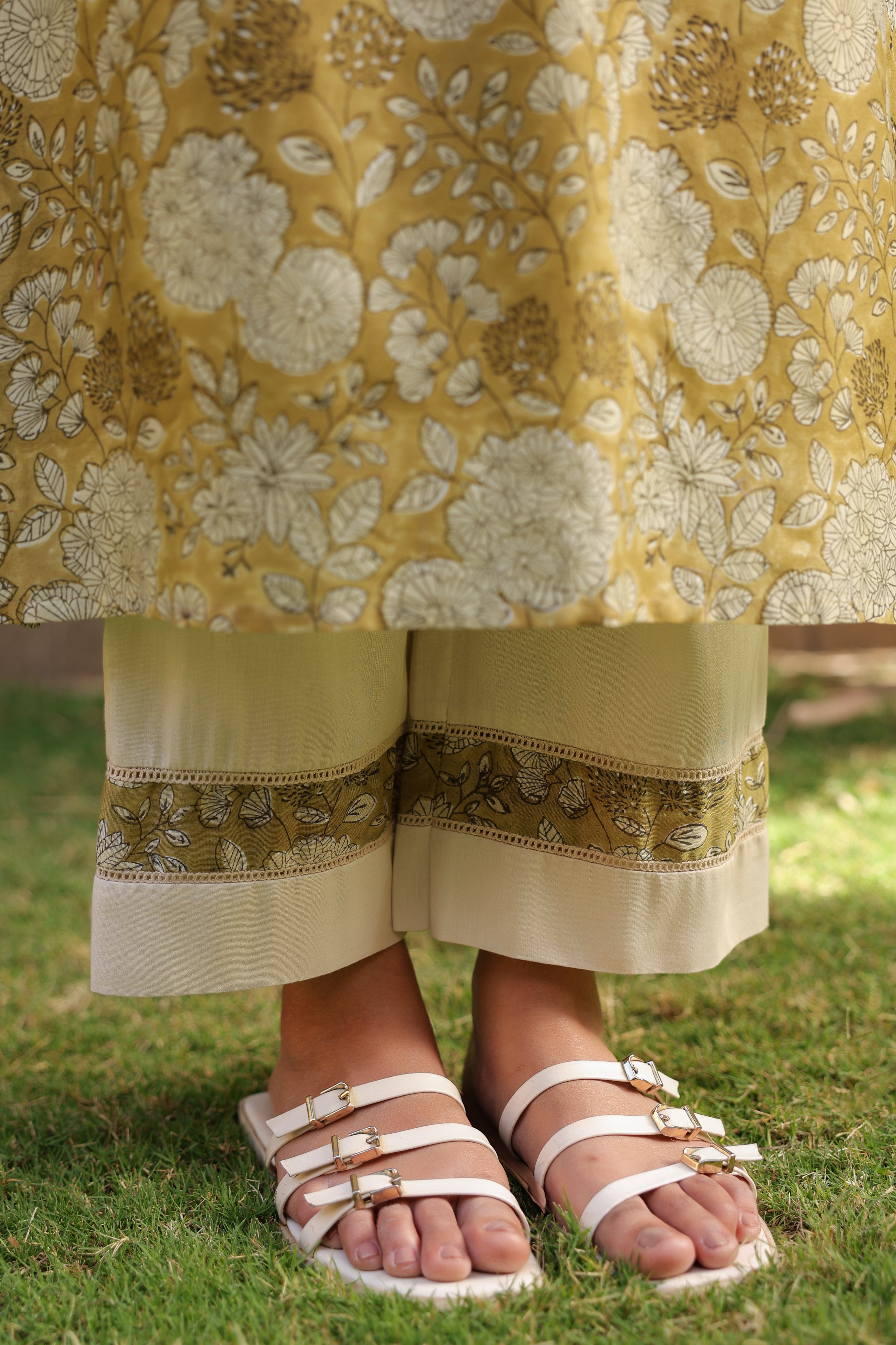 Gul Green Chanderi Printed Suit Set