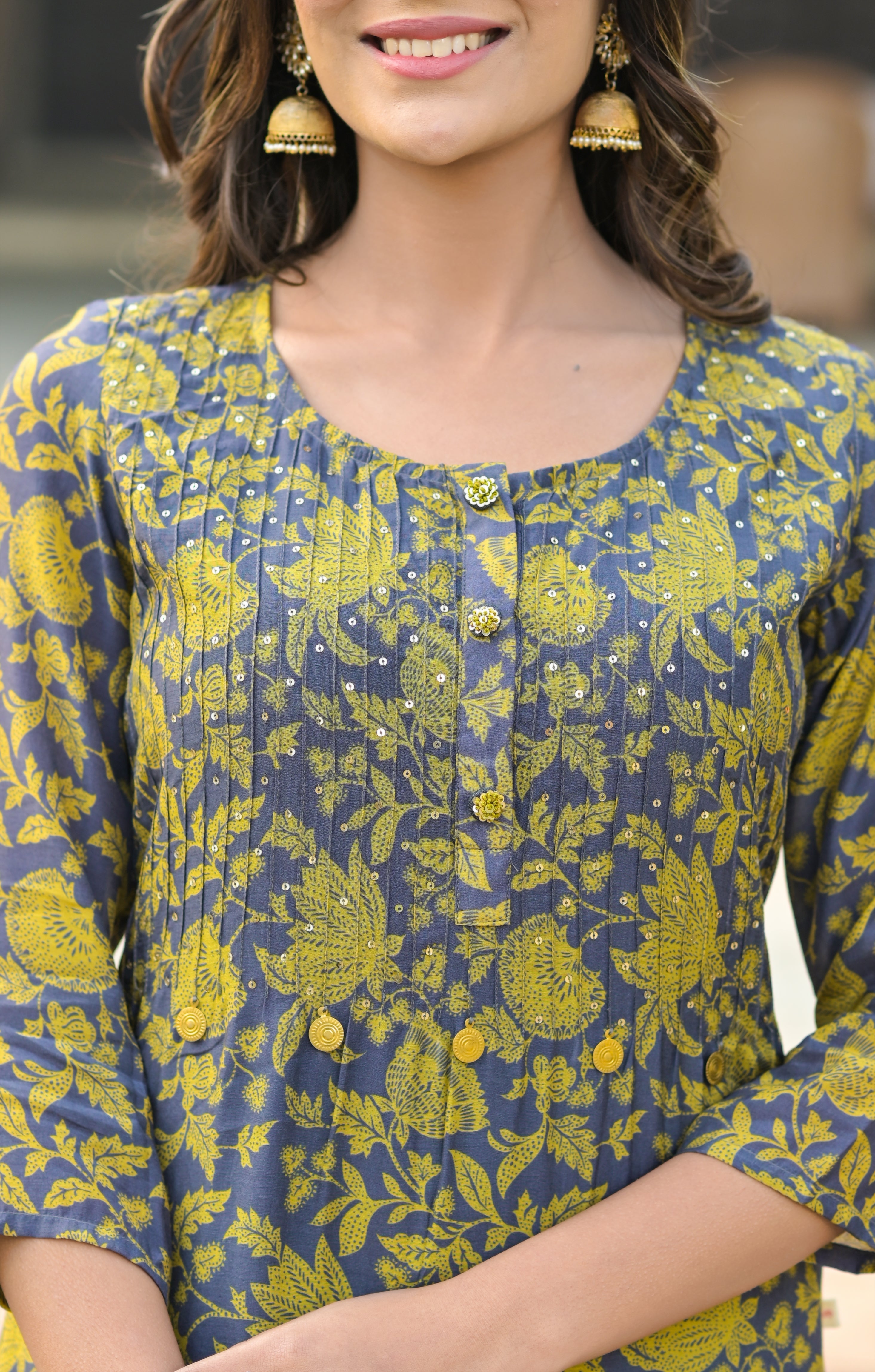 Grey Floral Jaal Straight Kurta Set-2pcs