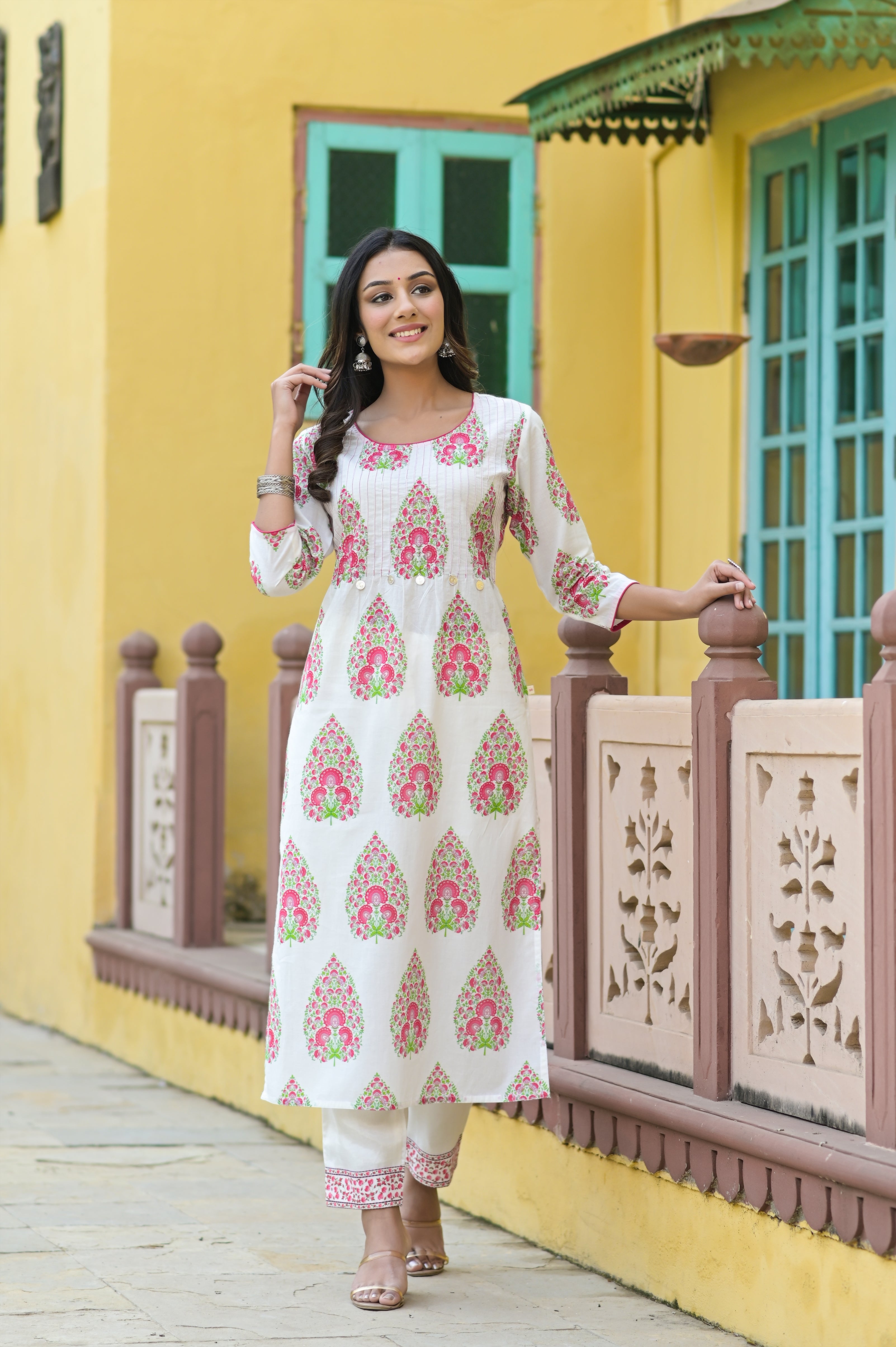 Mughal Paan Sutra Kurta Set-2pcs