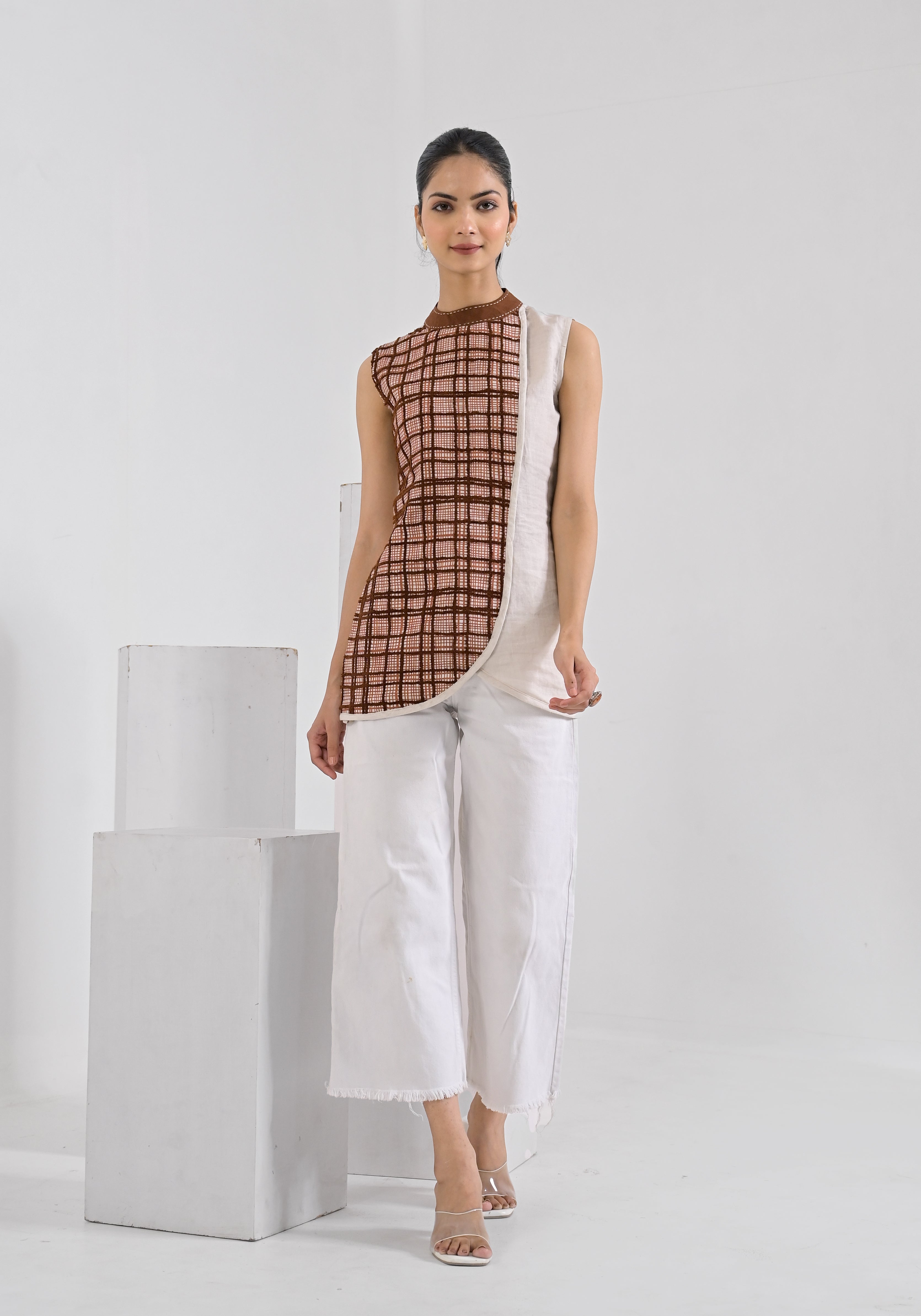 Brown Aari Check Top With Pants