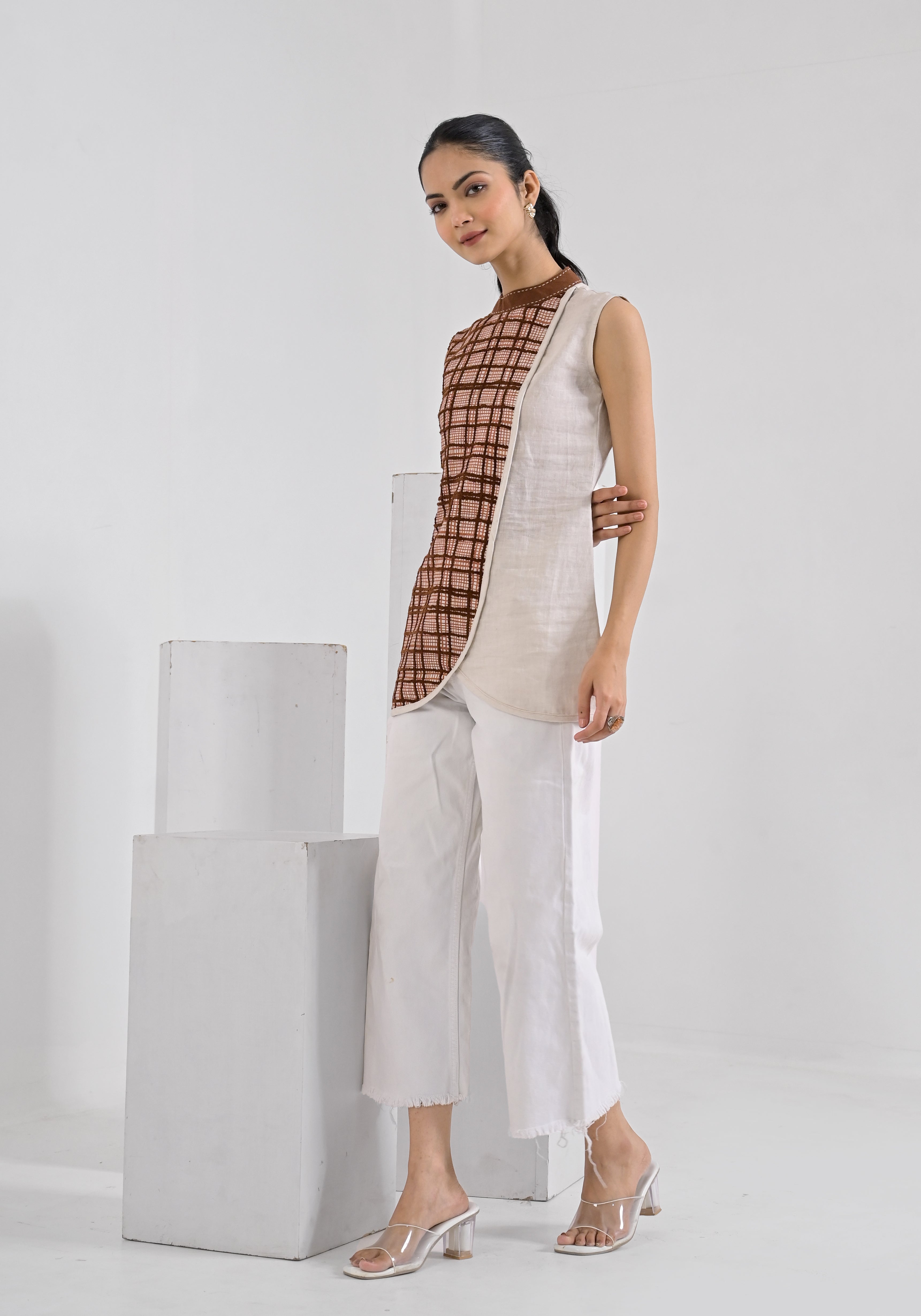 Brown Aari Check Top With Pants