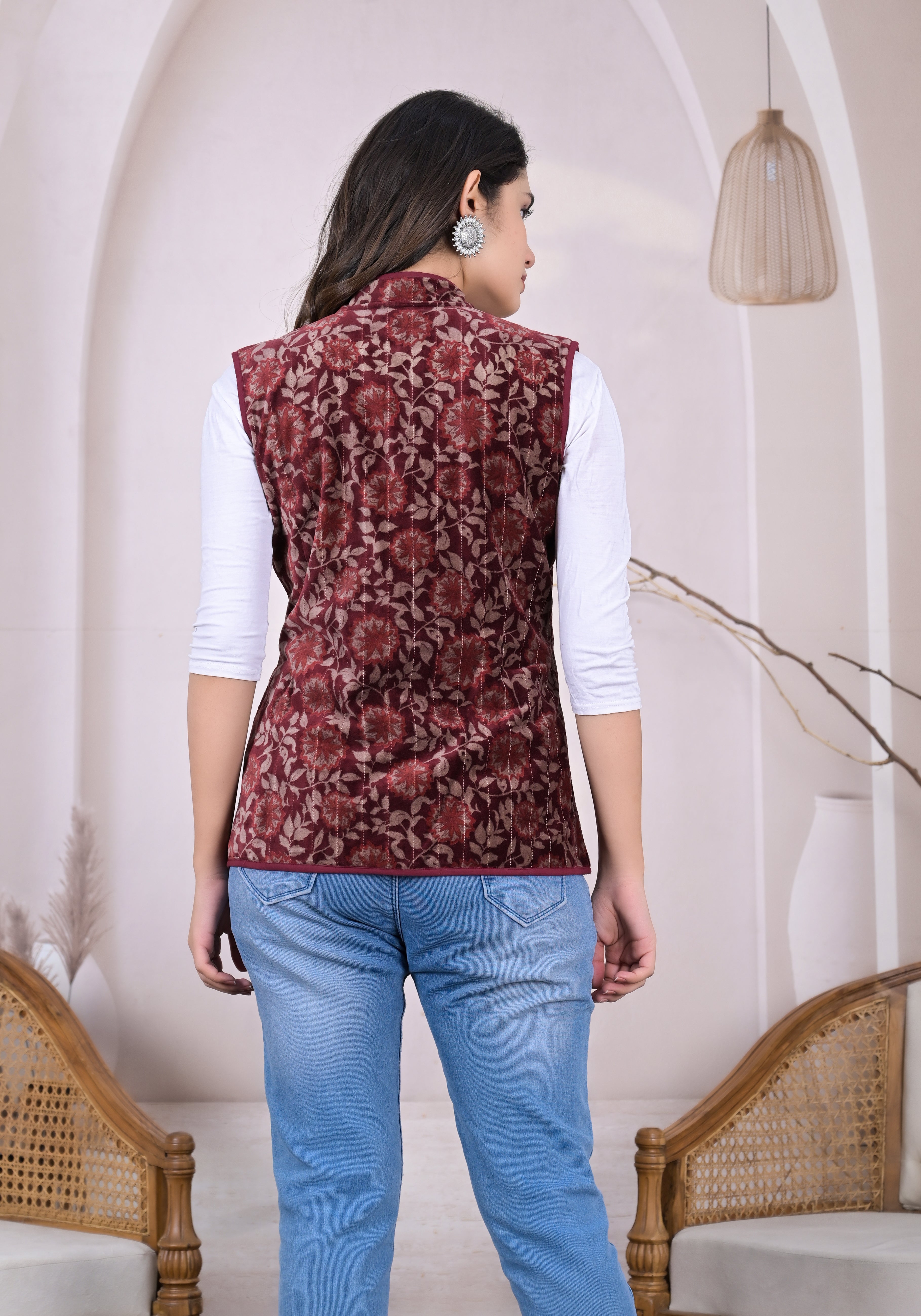 Rosy Velvet Sleeveless Jacket
