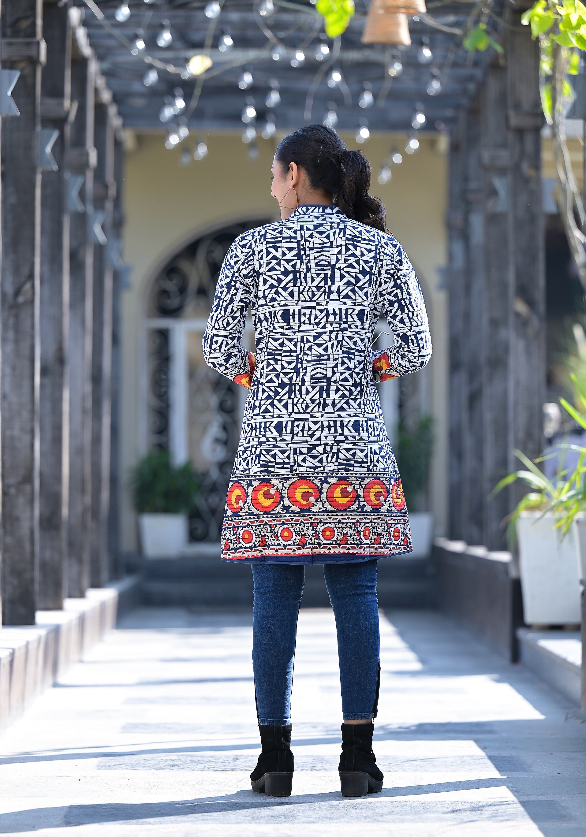 Reversible Geometric Jacket