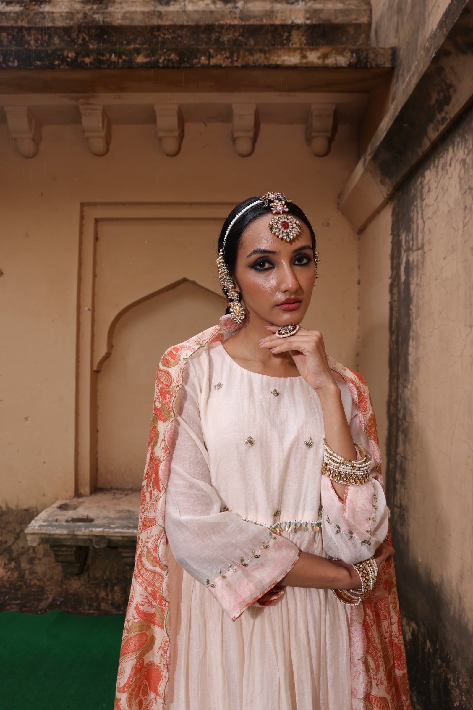 Mul Chanderi Paisley Set