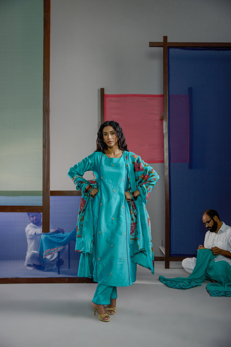 Afsana Kali Kurta Set