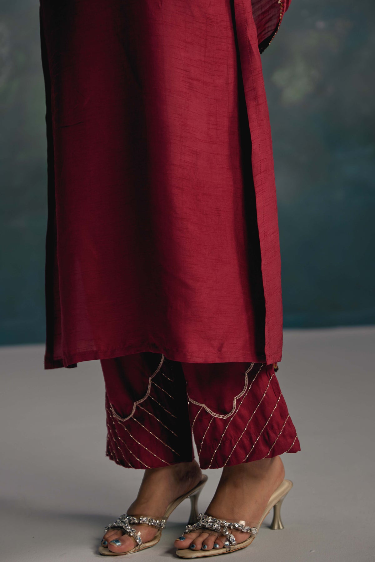 Aks Maroon Yoke Kurta Set