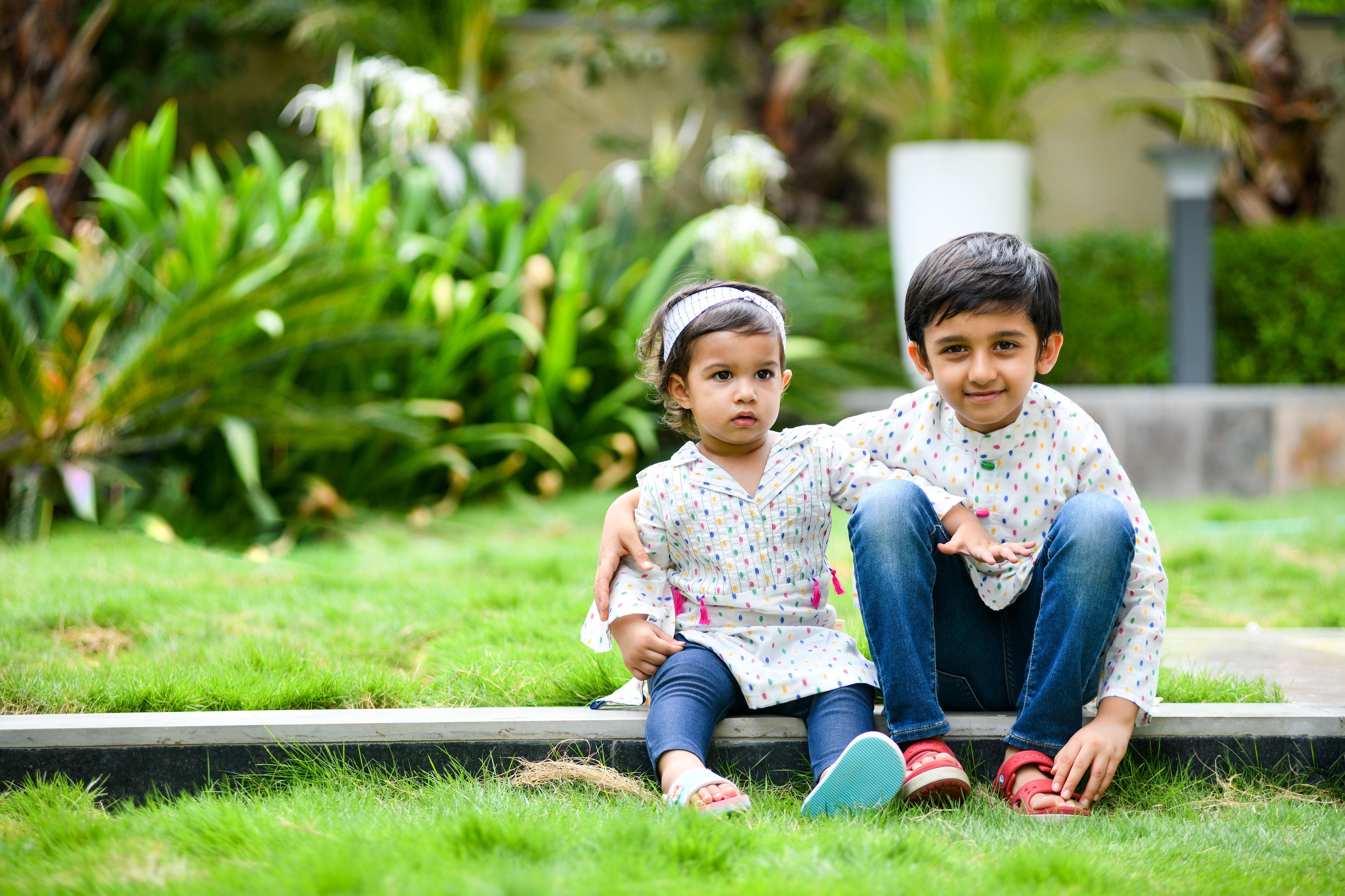 White pintuck kurta with tassels