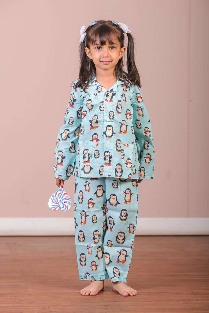 Penguin night suit set